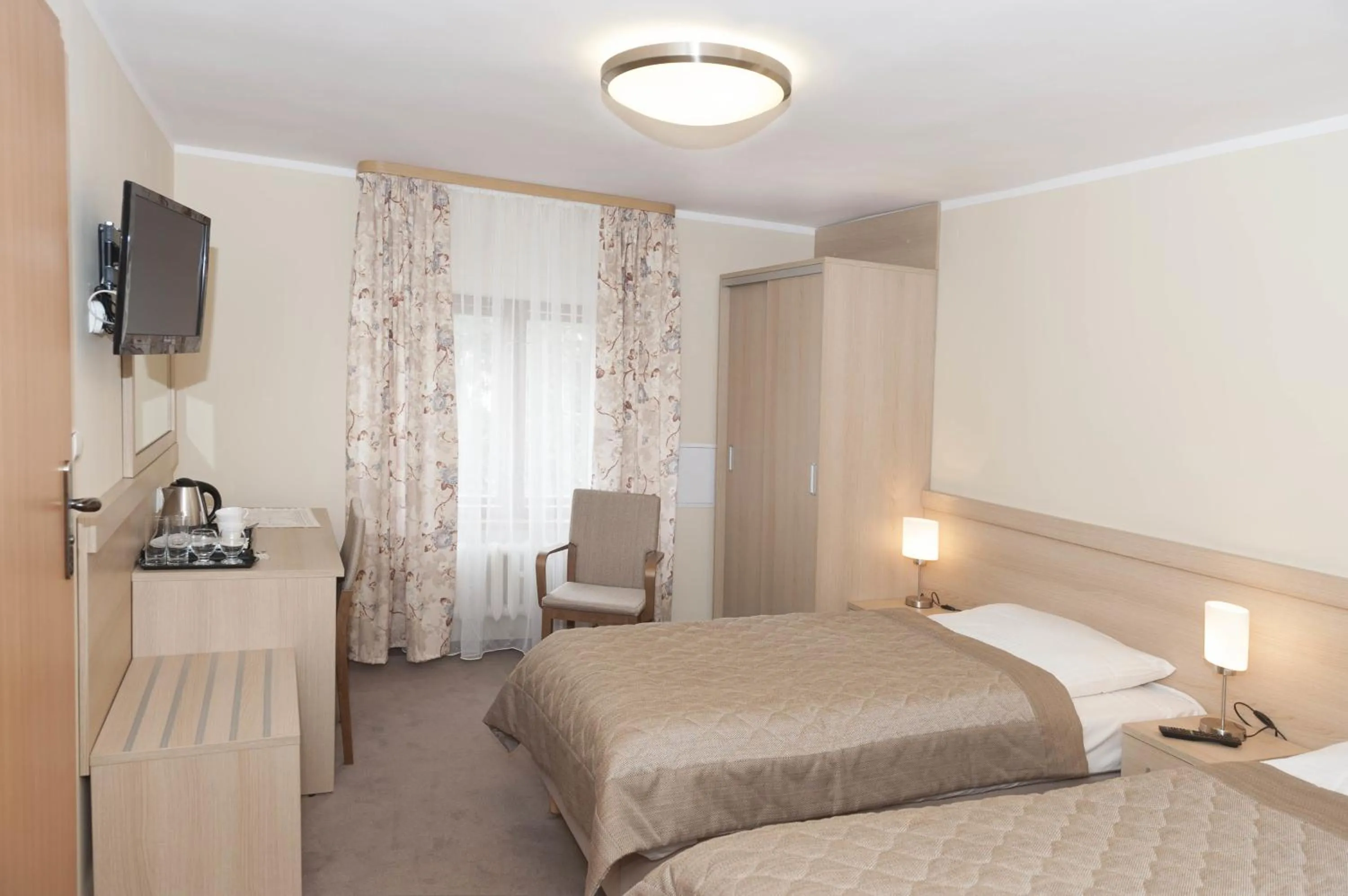 Bedroom in Uzdrowisko Cieplice - Dom Zdrojowy