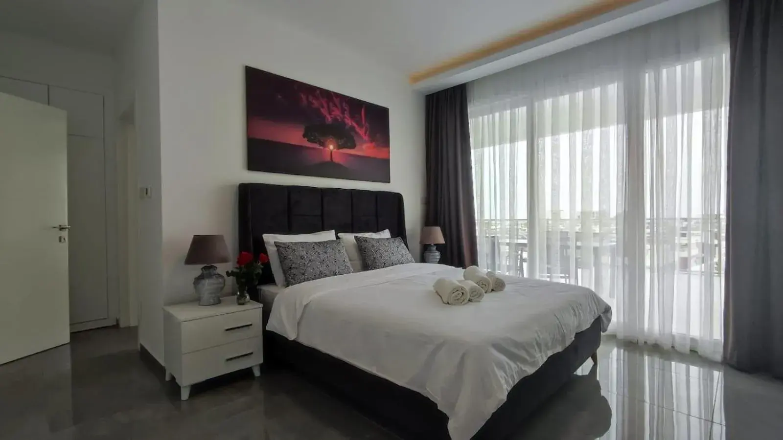 Bedroom, Bed in Courtyard Long Beach Holiday Resort Bedroom, Bed in Courtyard Long Beach Holiday Resort