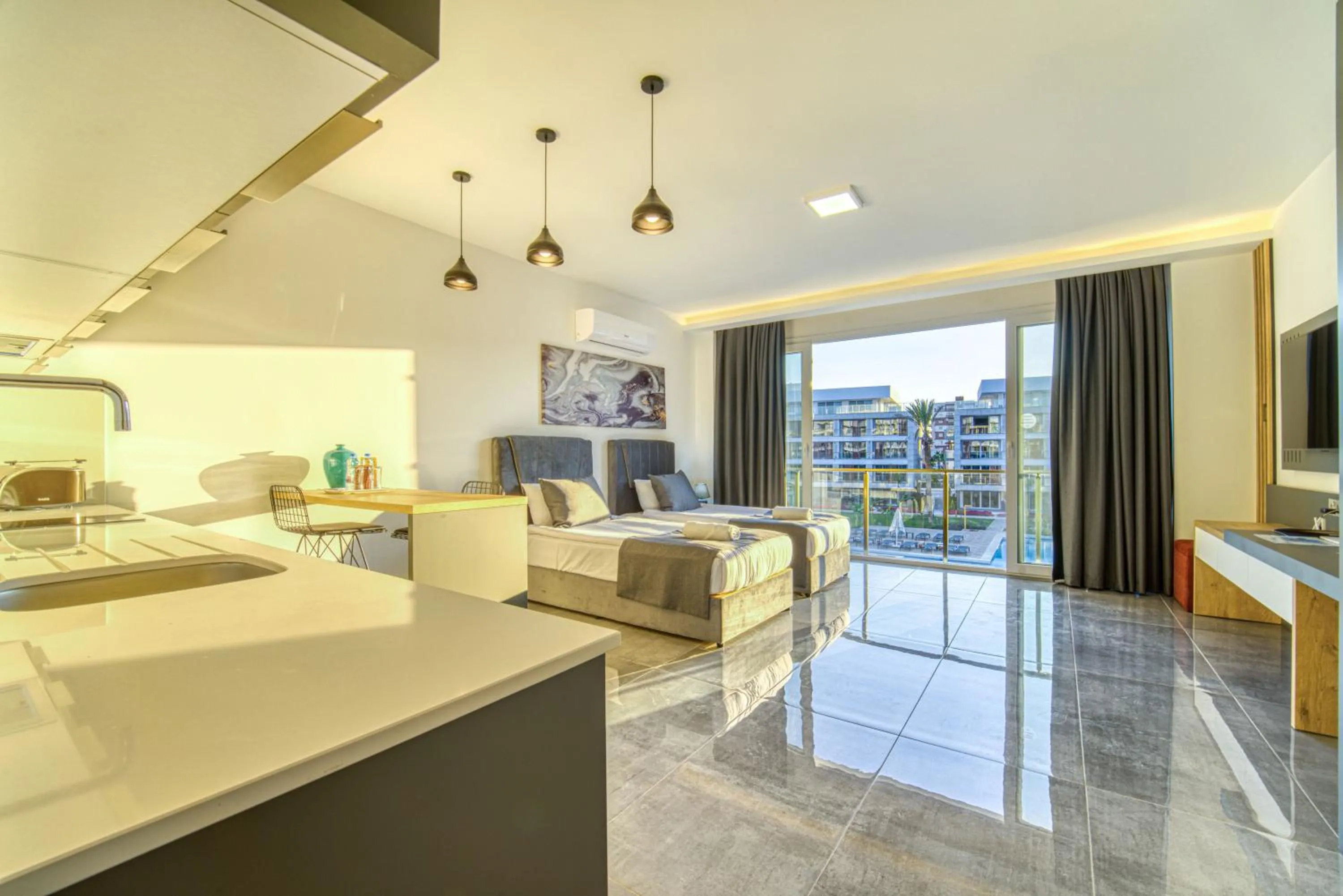 Bedroom in Courtyard Long Beach Holiday Resort