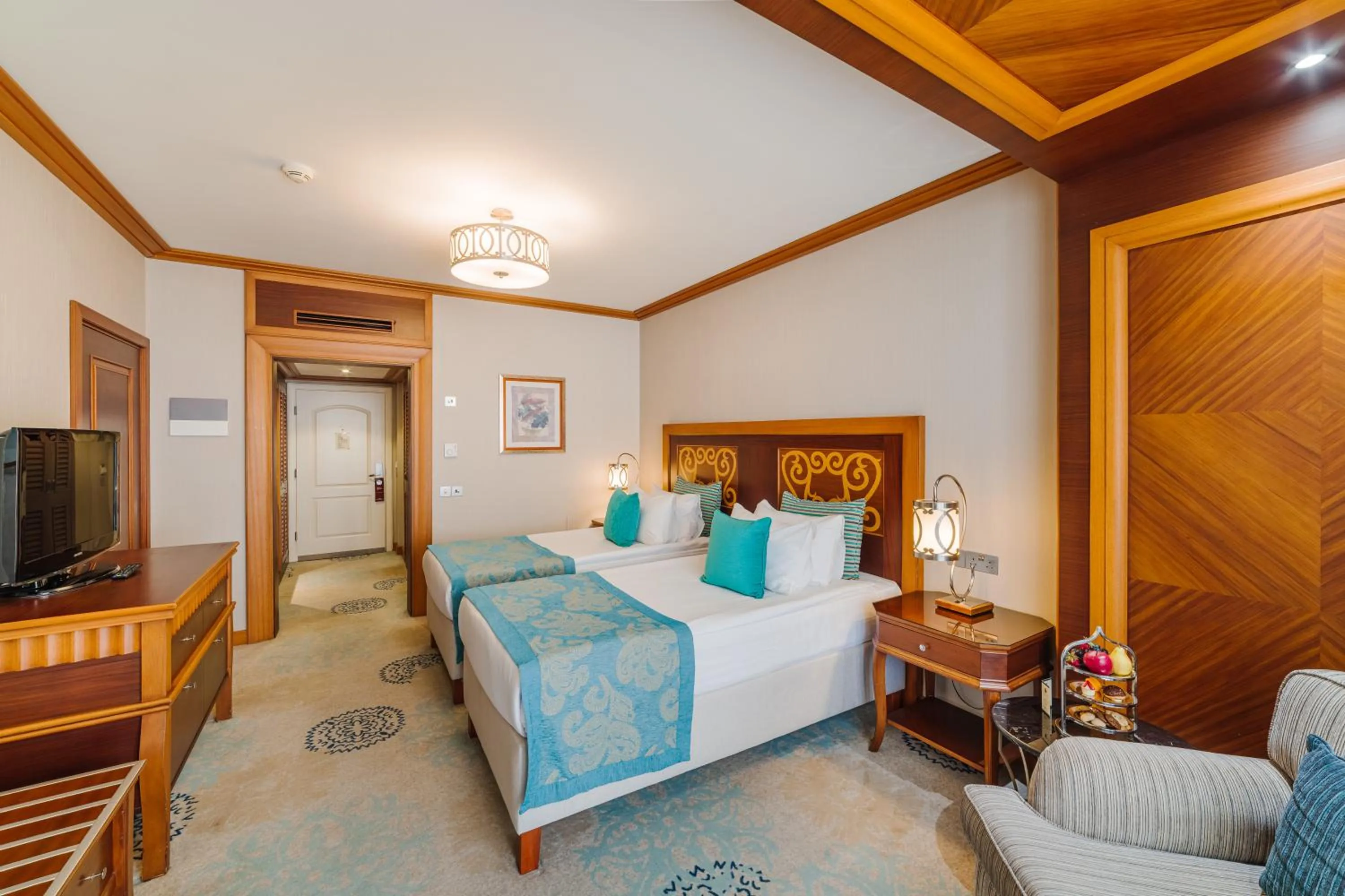 View (from property/room), Bed in The Arkin Colony Hotel