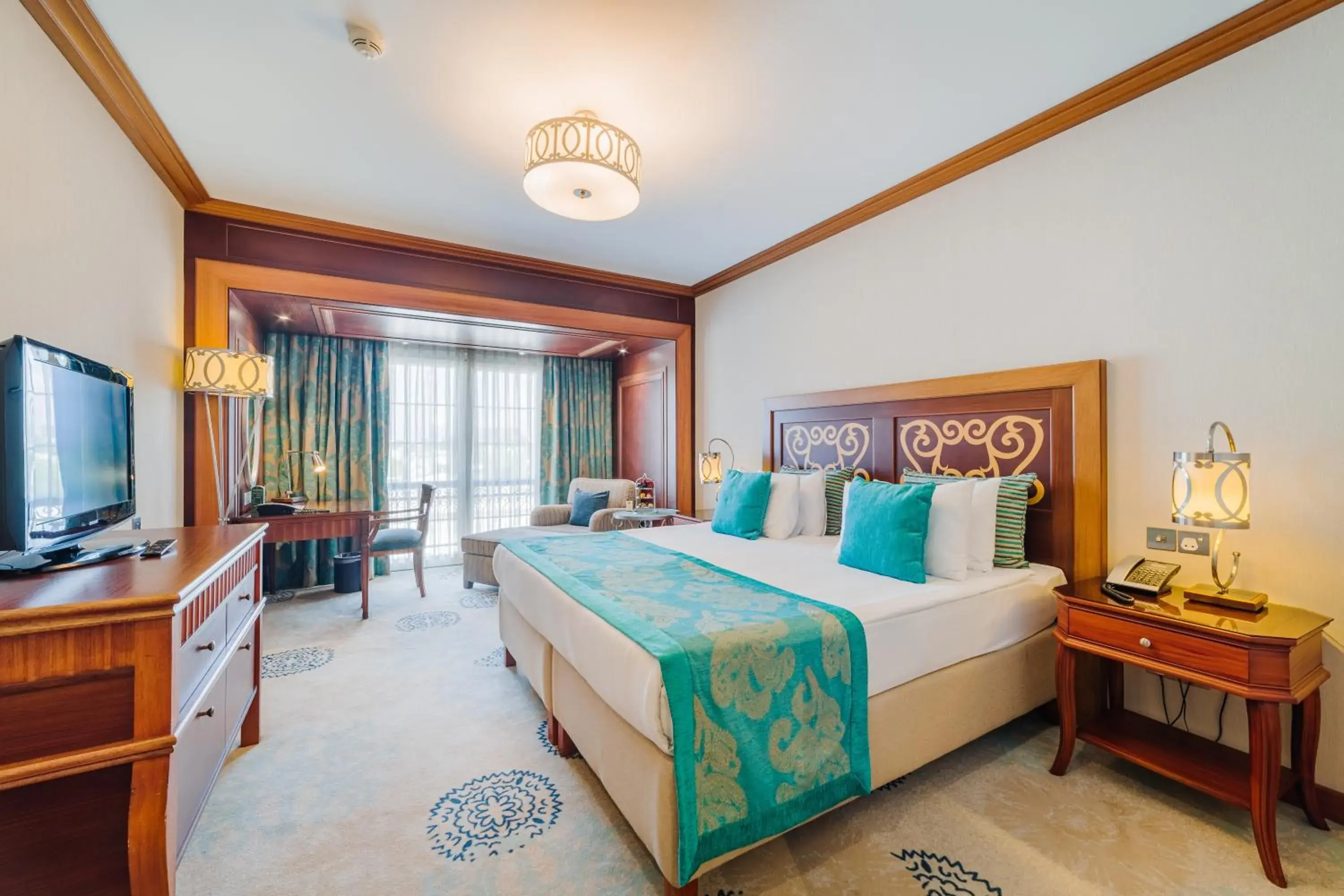 Bed in The Arkin Colony Hotel Bed in The Arkin Colony Hotel