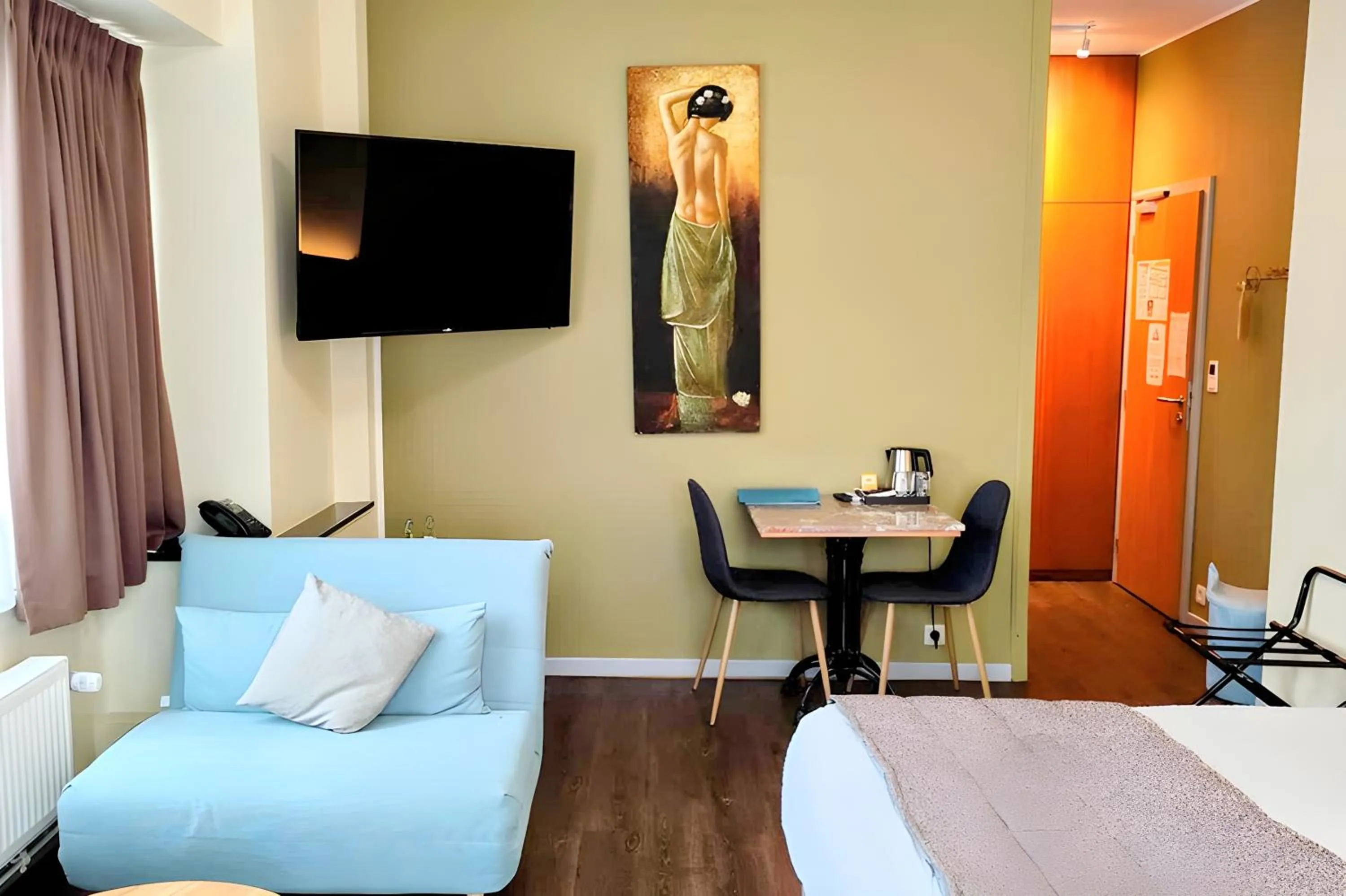 Bed in Hotel des Postes