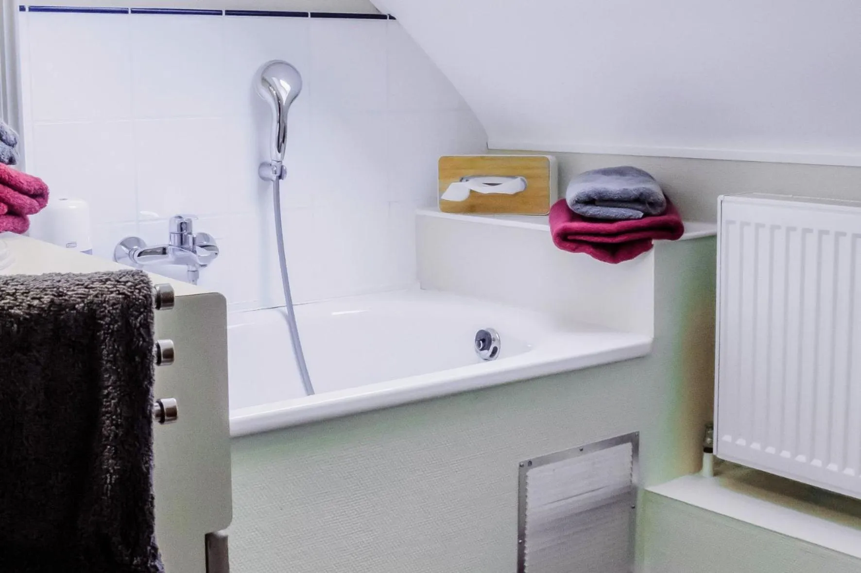 Bathroom in Hotel des Postes