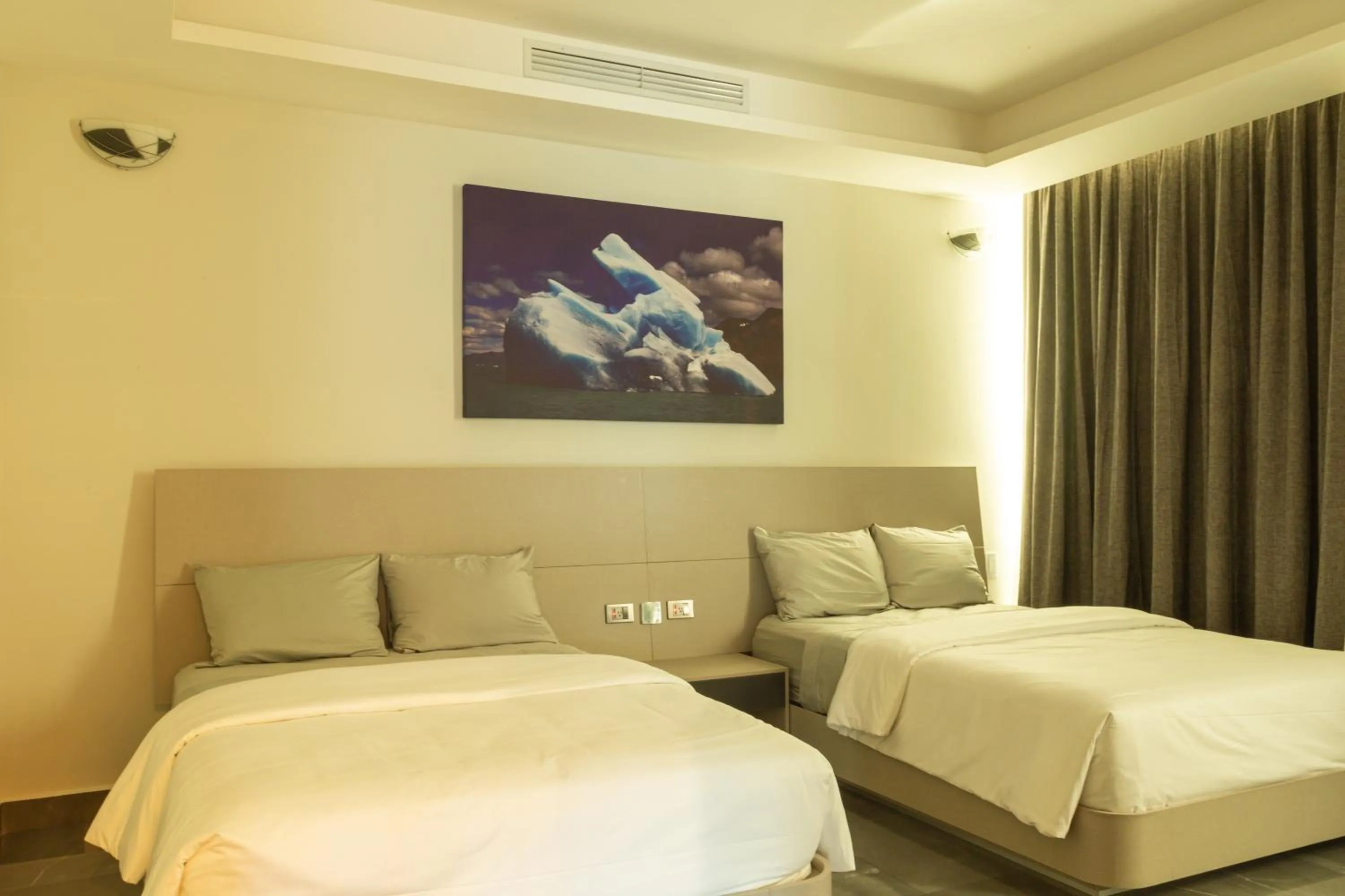 Bed in Fabulous & Exclusive Apartments With Sea View Pool BBQ Garden