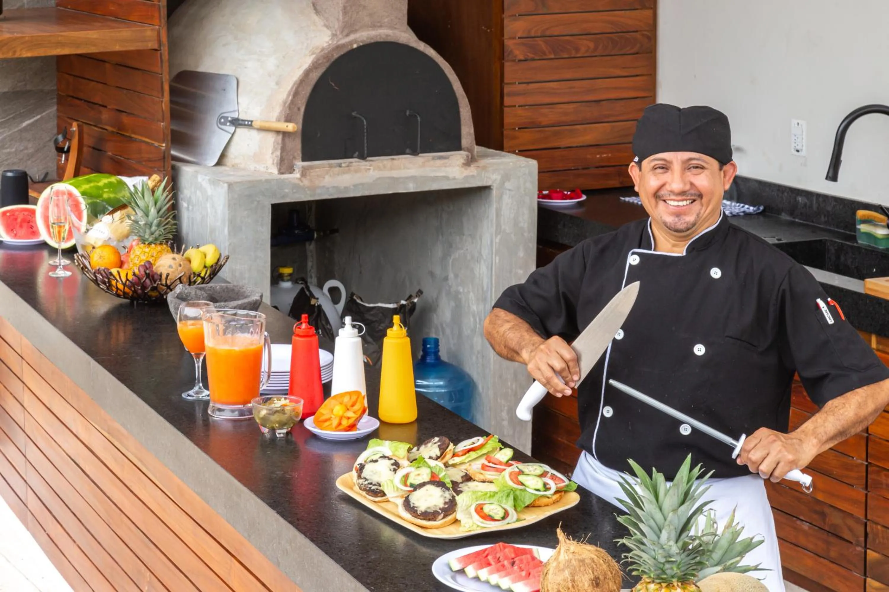 Restaurant/places to eat in Fabulous & Exclusive Apartments With Sea View Pool BBQ Garden