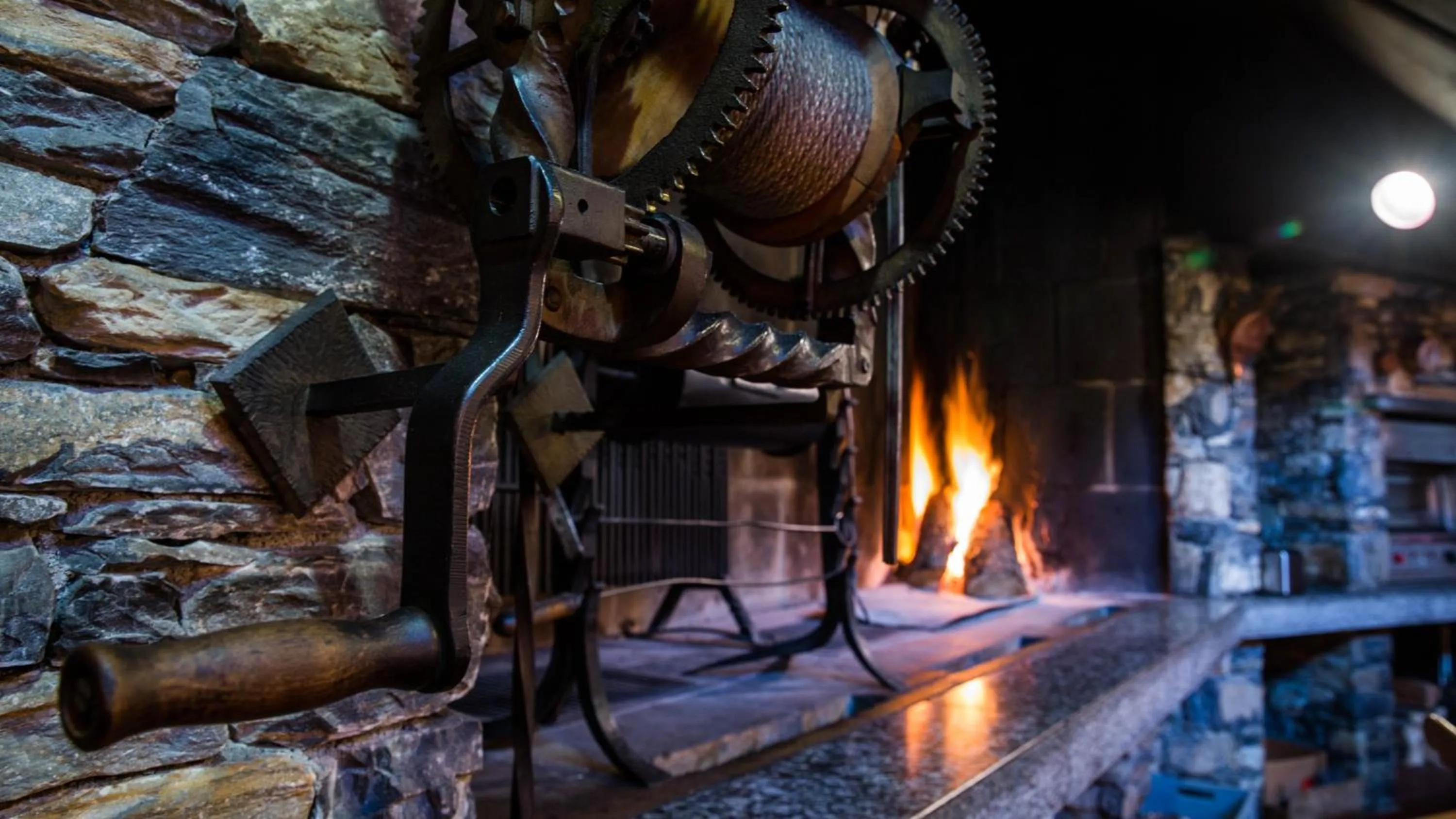 Decorative detail in Hotel Astoria