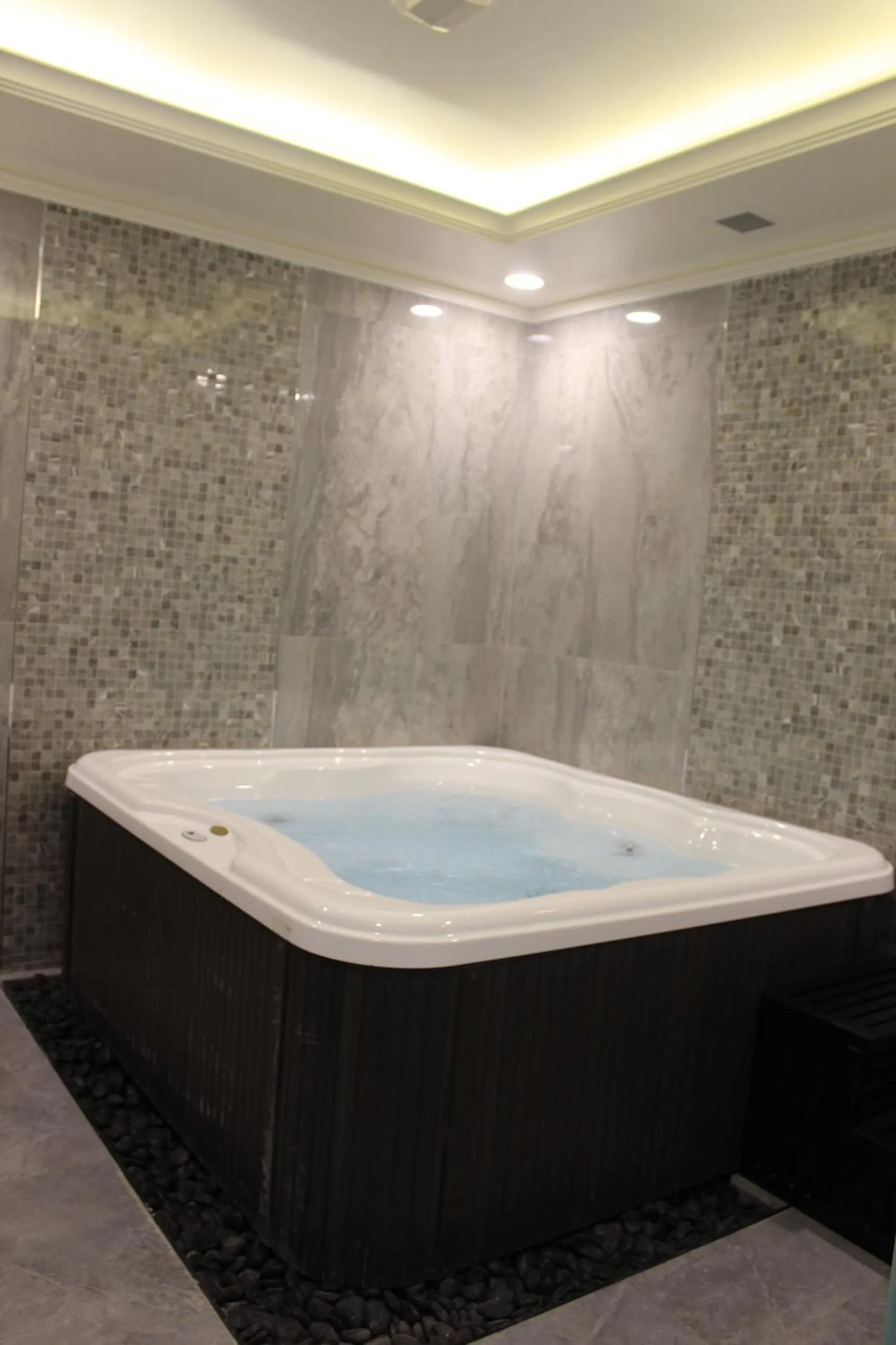 Hot Tub in Tio Sea Resort