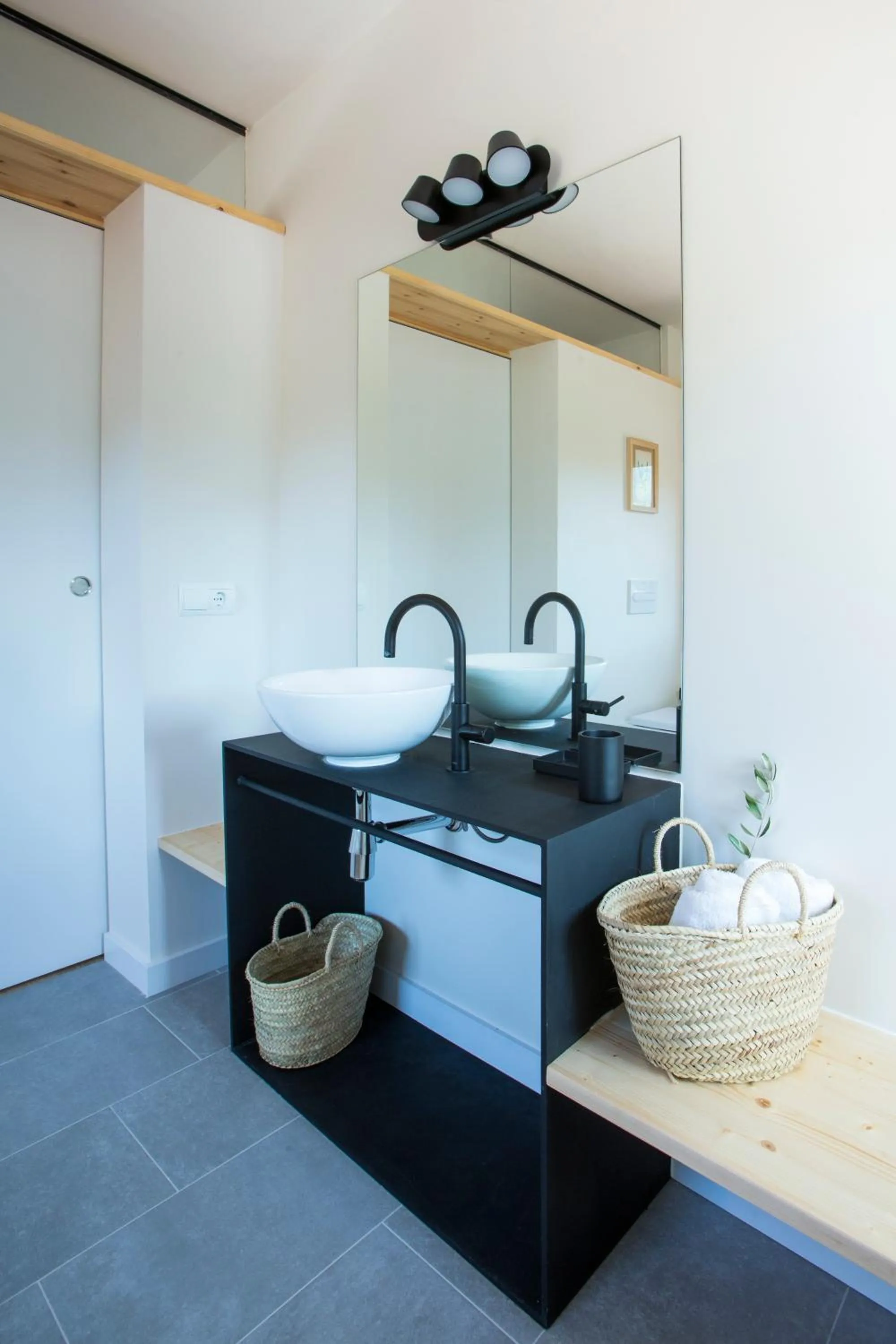 Bathroom in Hotel Rural Mas de l'Illa