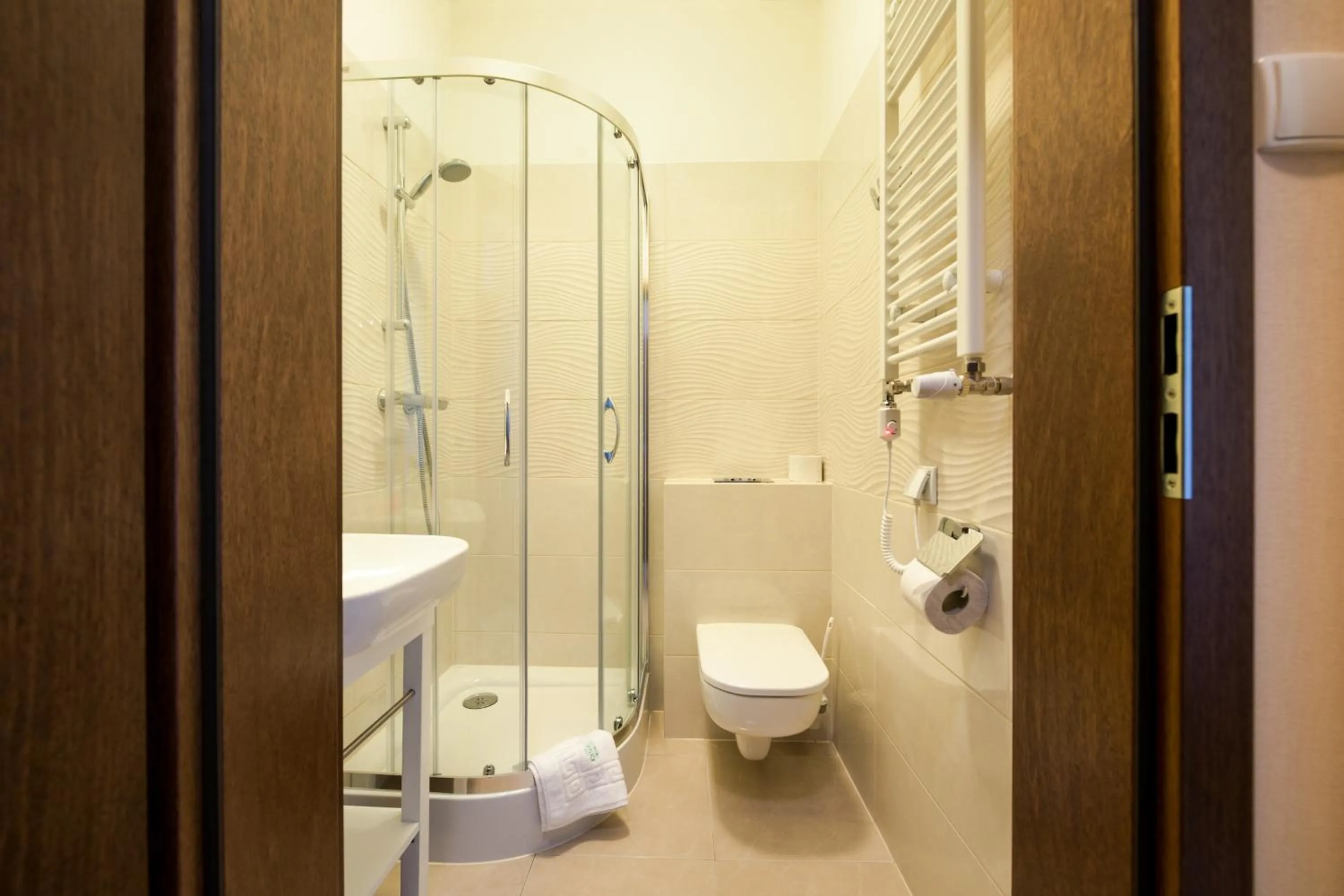 Photo of the whole room in Uzdrowisko Cieplice - Jelenia Góra - Pawilon Edward