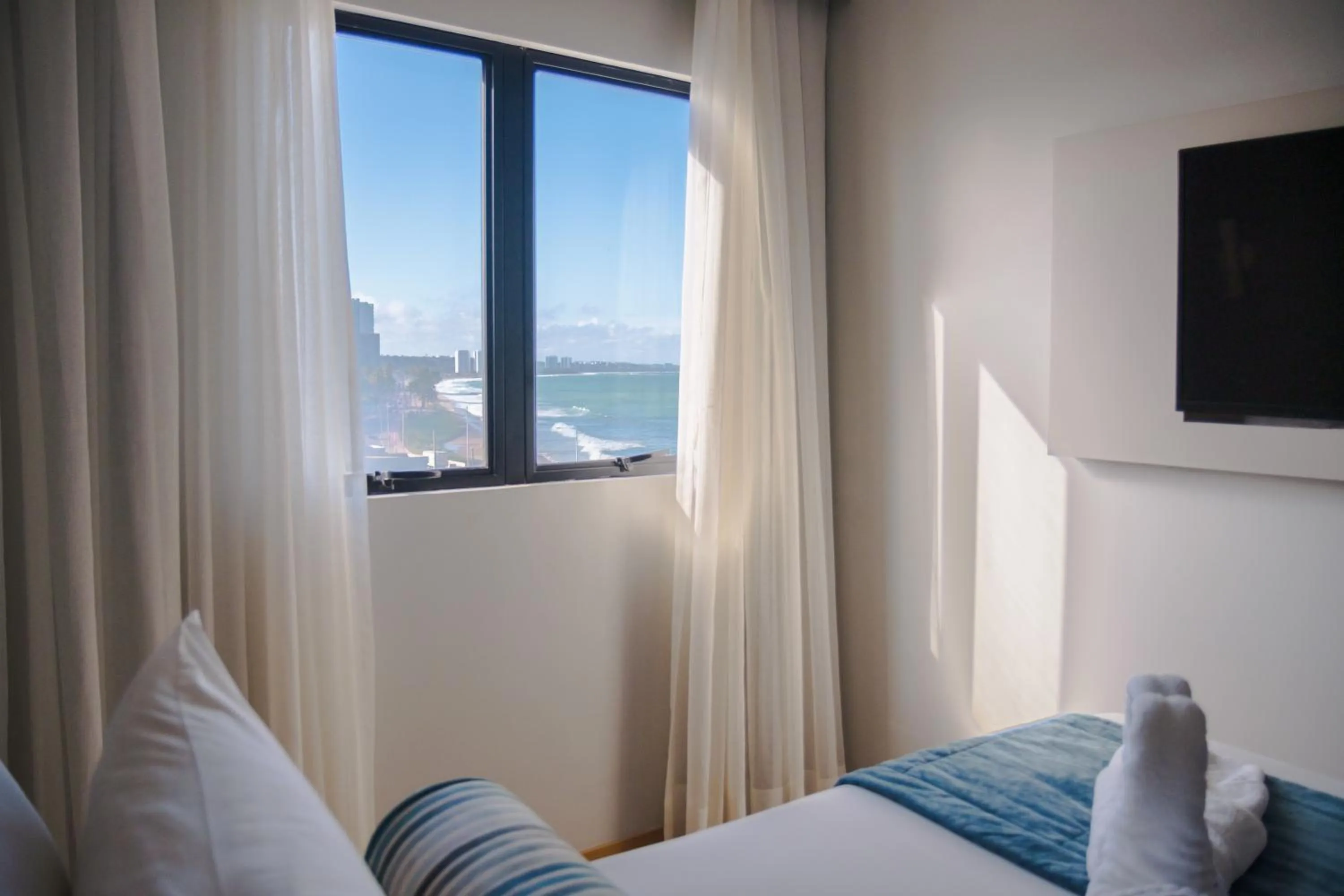 View (from property/room), Bed in Hotel Água de Coco