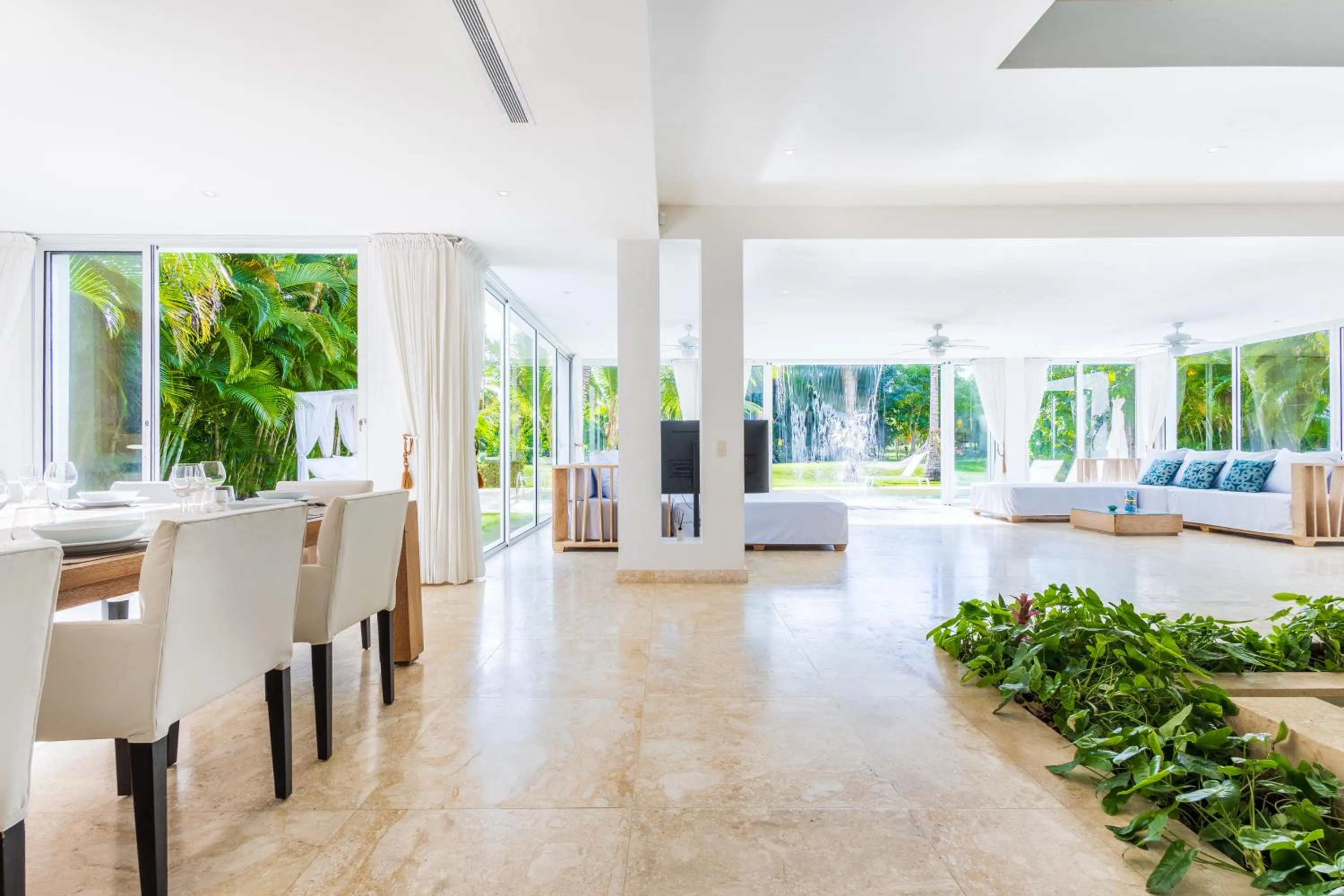 TV and multimedia in Luxury Rentals in Punta Cana - Exclusive Waterfall Villa with Private Pool, BBQ, Maid, Golf