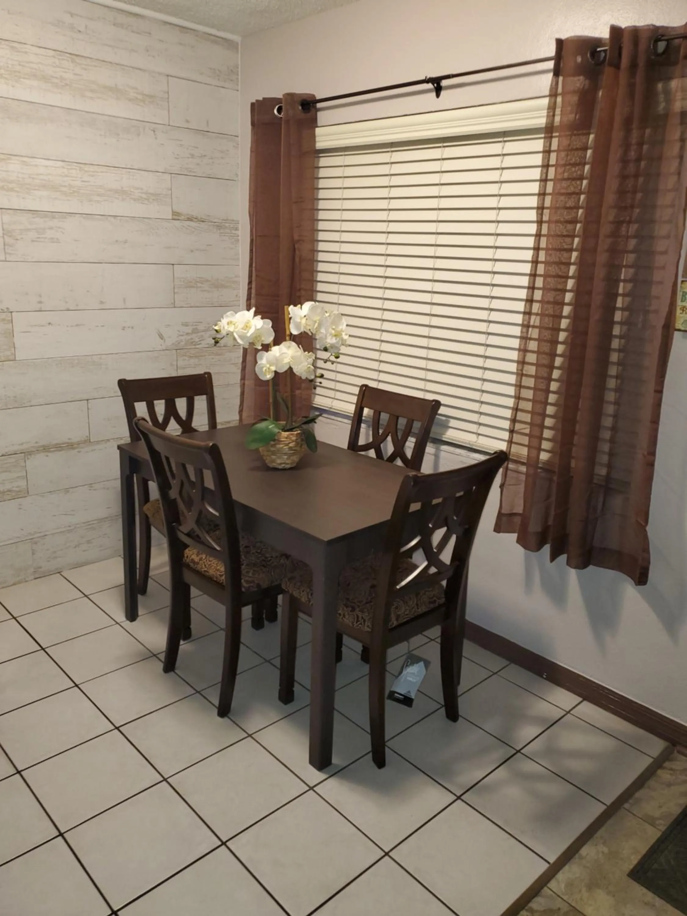 Dining area in Welcome to the best beach anywhere