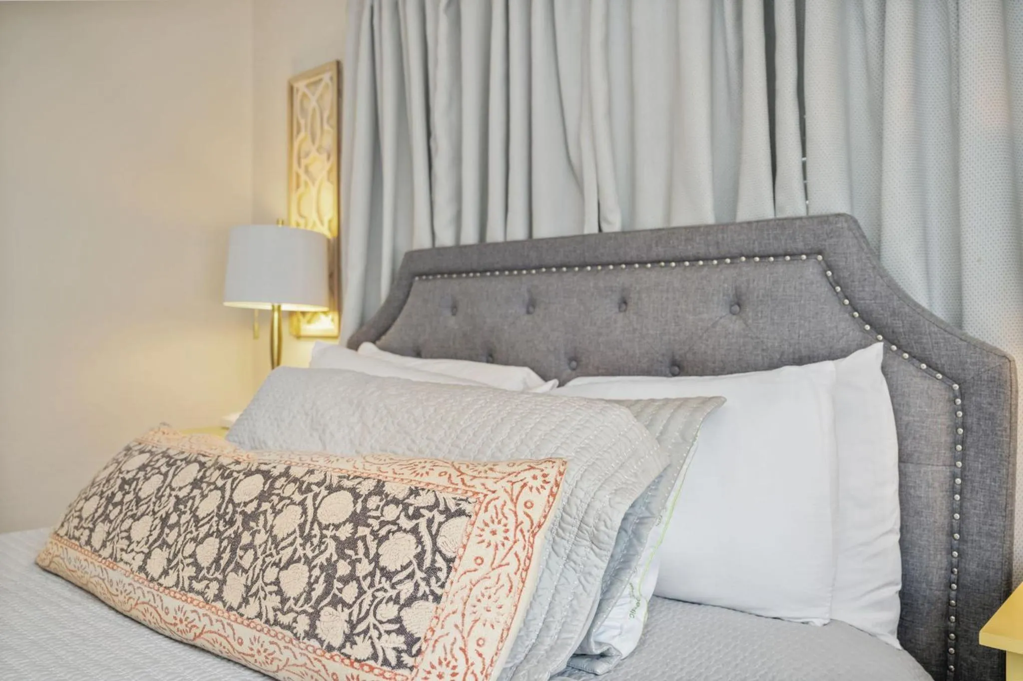 Bedroom, Bed in The Flats on Florida St - Super Comfy 2-Bedroom Apartments