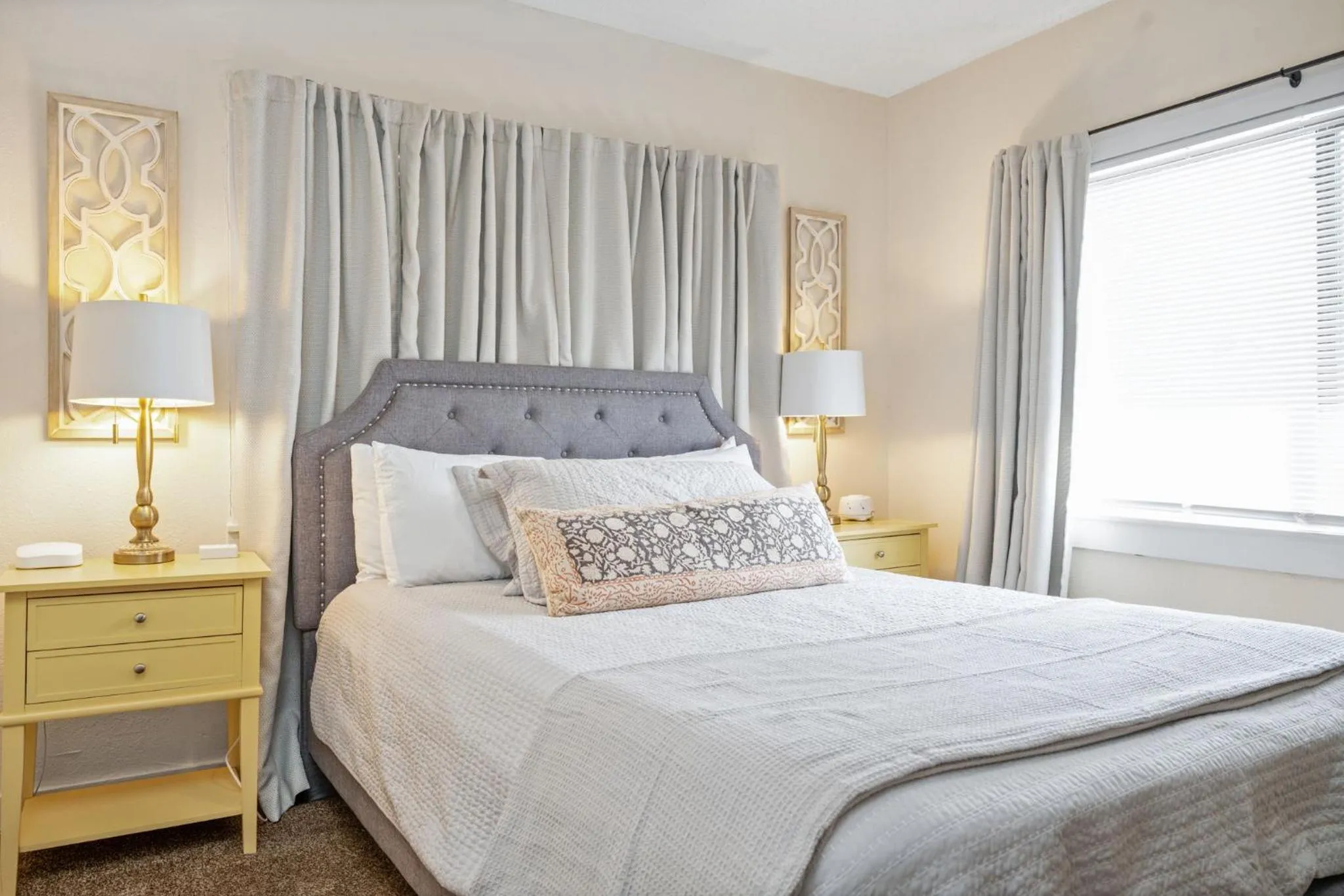 Bedroom, Bed in The Flats on Florida St - Super Comfy 2-Bedroom Apartments