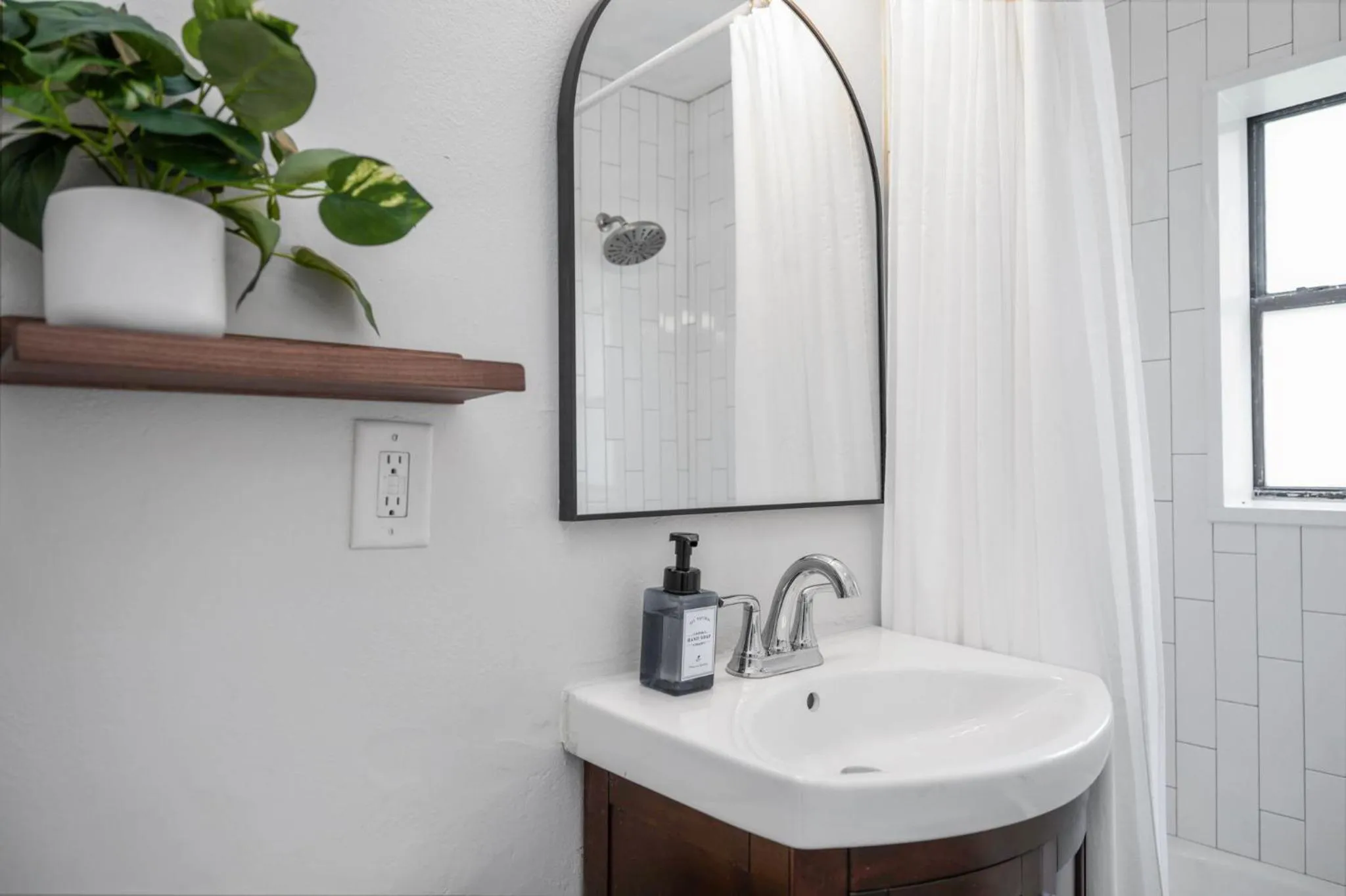 The Flats on Florida St - Super Comfy 2-Bedroom Apartments