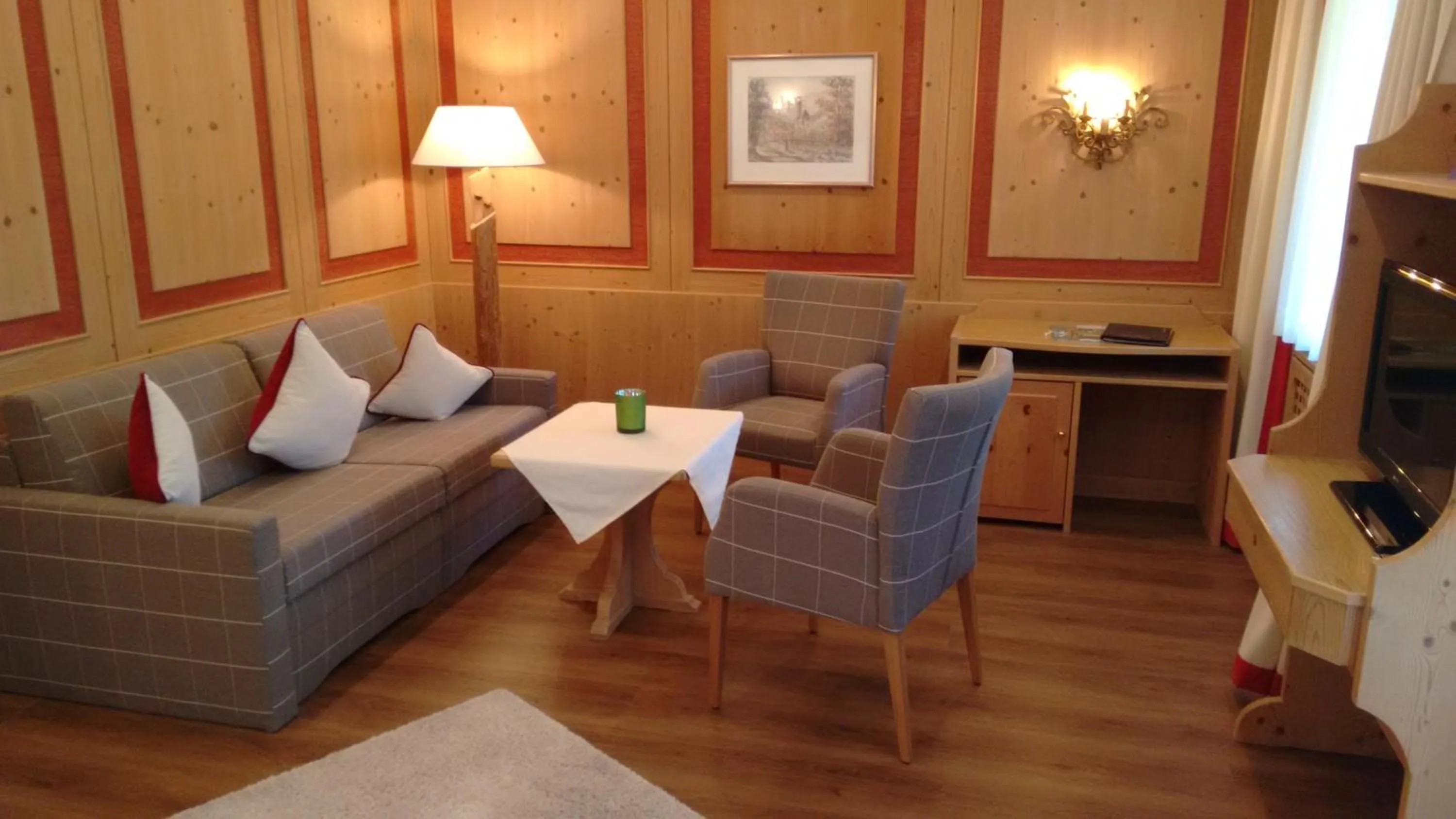 Seating area in Hotel Restaurant Neu Meran