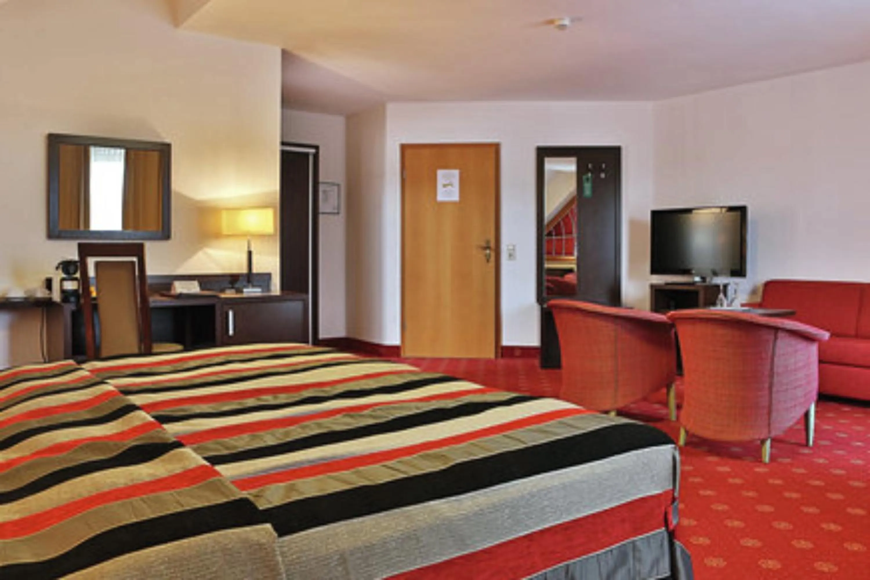 Photo of the whole room, Bed in Hotel Empfinger Hof, Sure Hotel Collection by Best Western