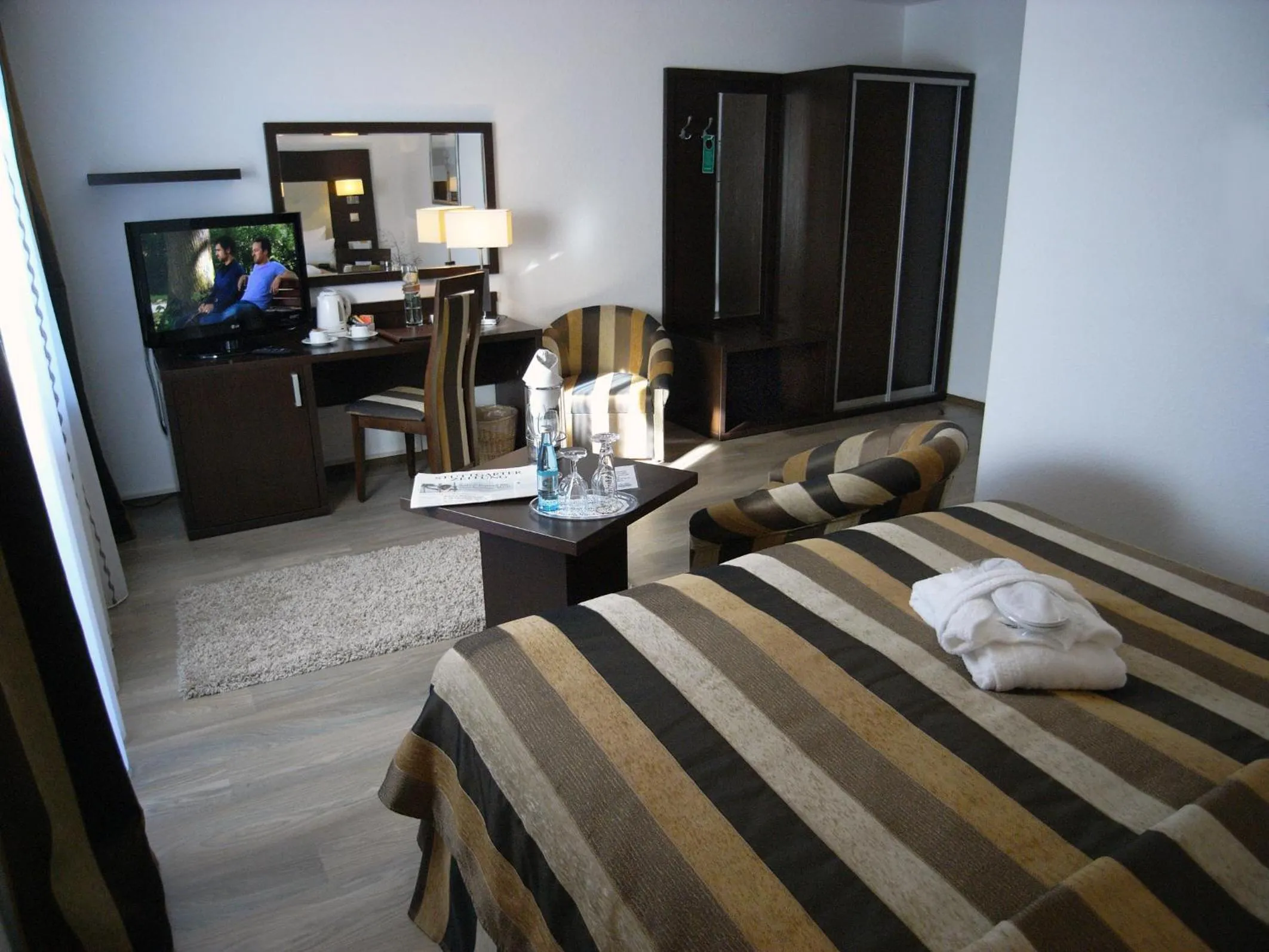 Photo of the whole room, Bed in Hotel Empfinger Hof, Sure Hotel Collection by Best Western