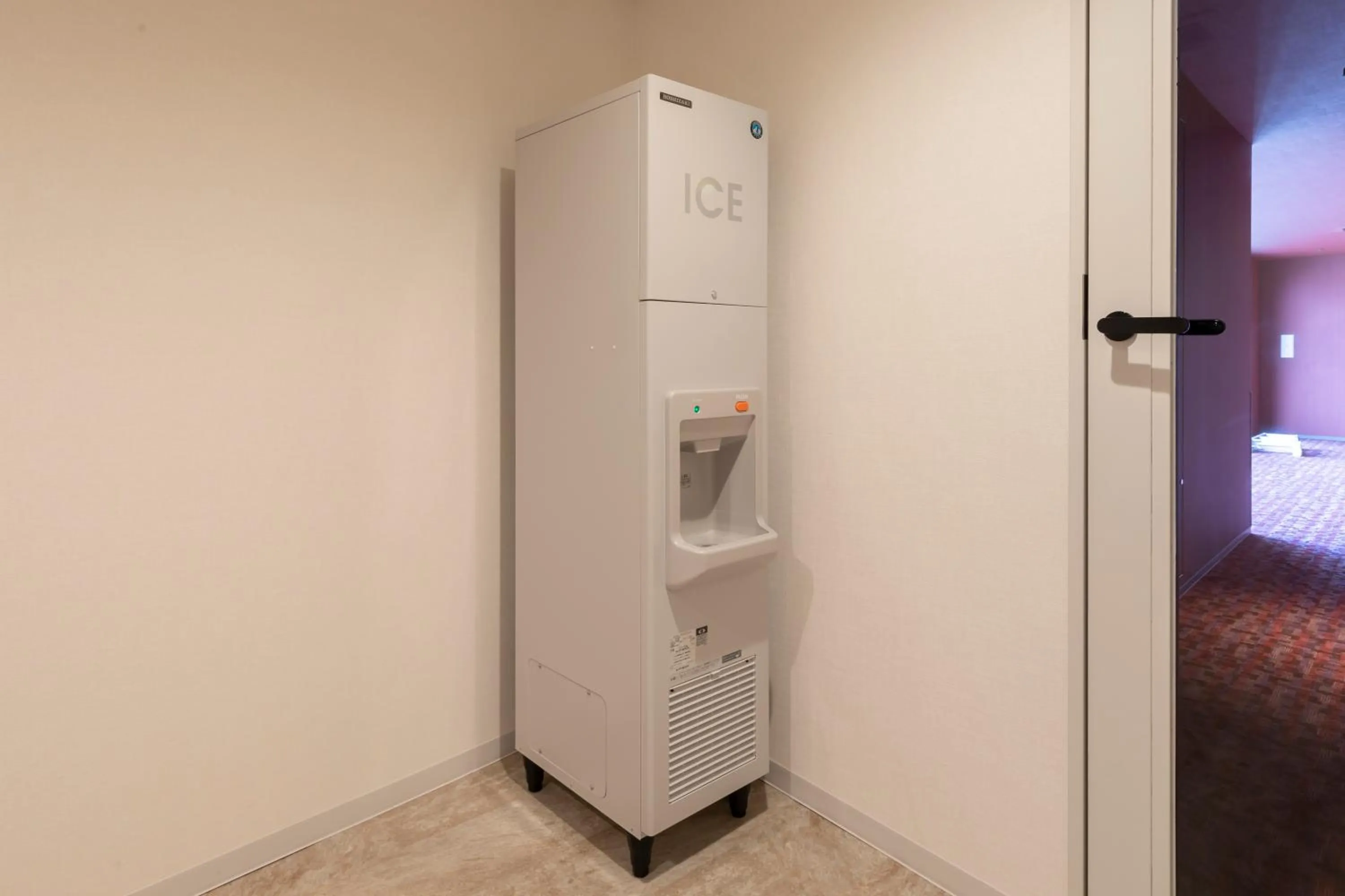 Area and facilities in Hewitt Resort Naha