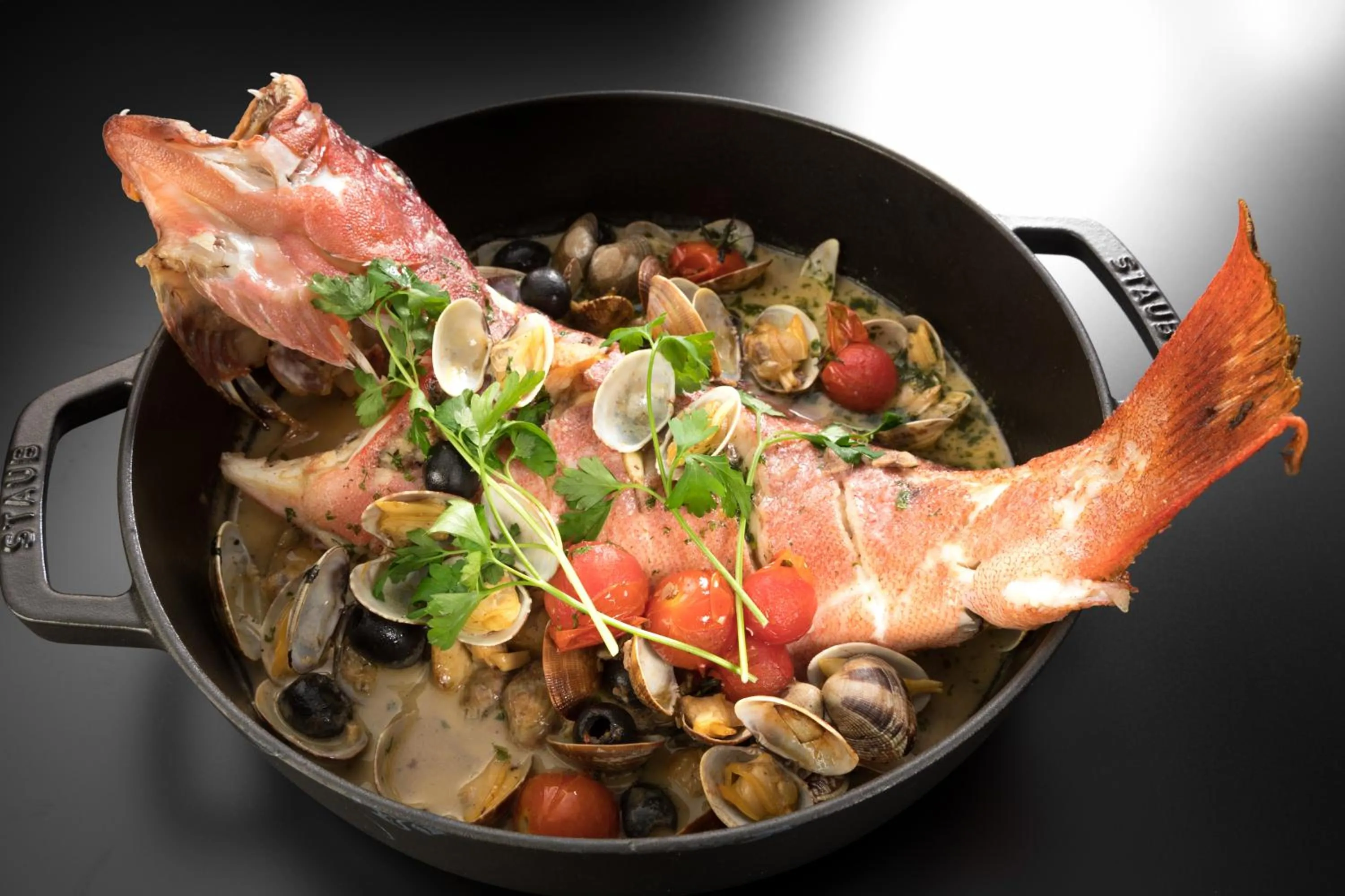 Restaurant/places to eat in Hewitt Resort Naha