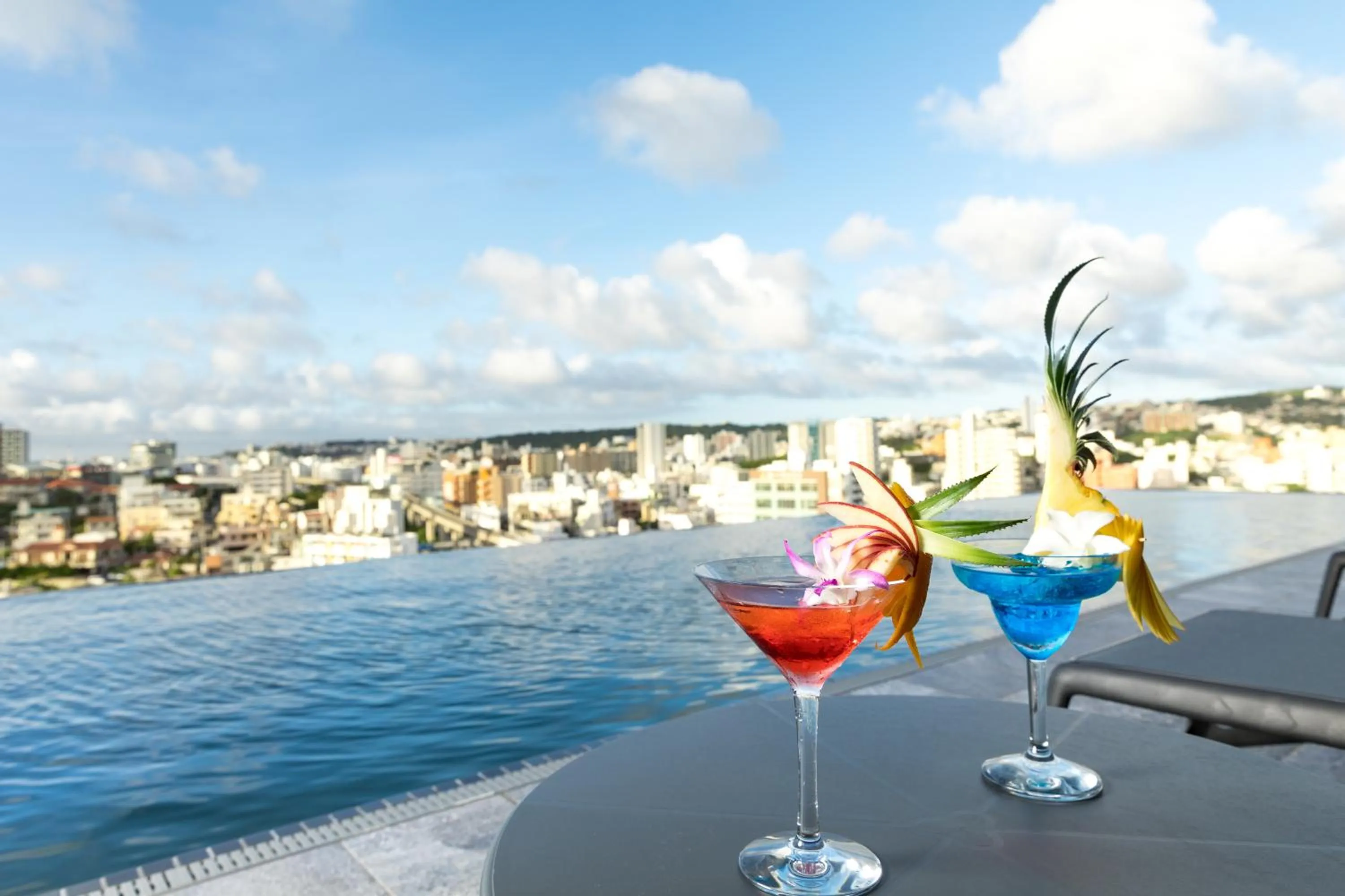 Lounge or bar in Hewitt Resort Naha