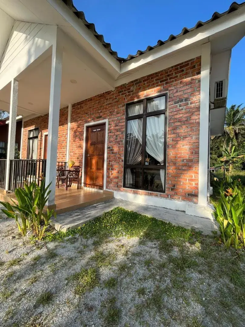 Villa in Cinta Abadi Resort Villa in Cinta Abadi Resort