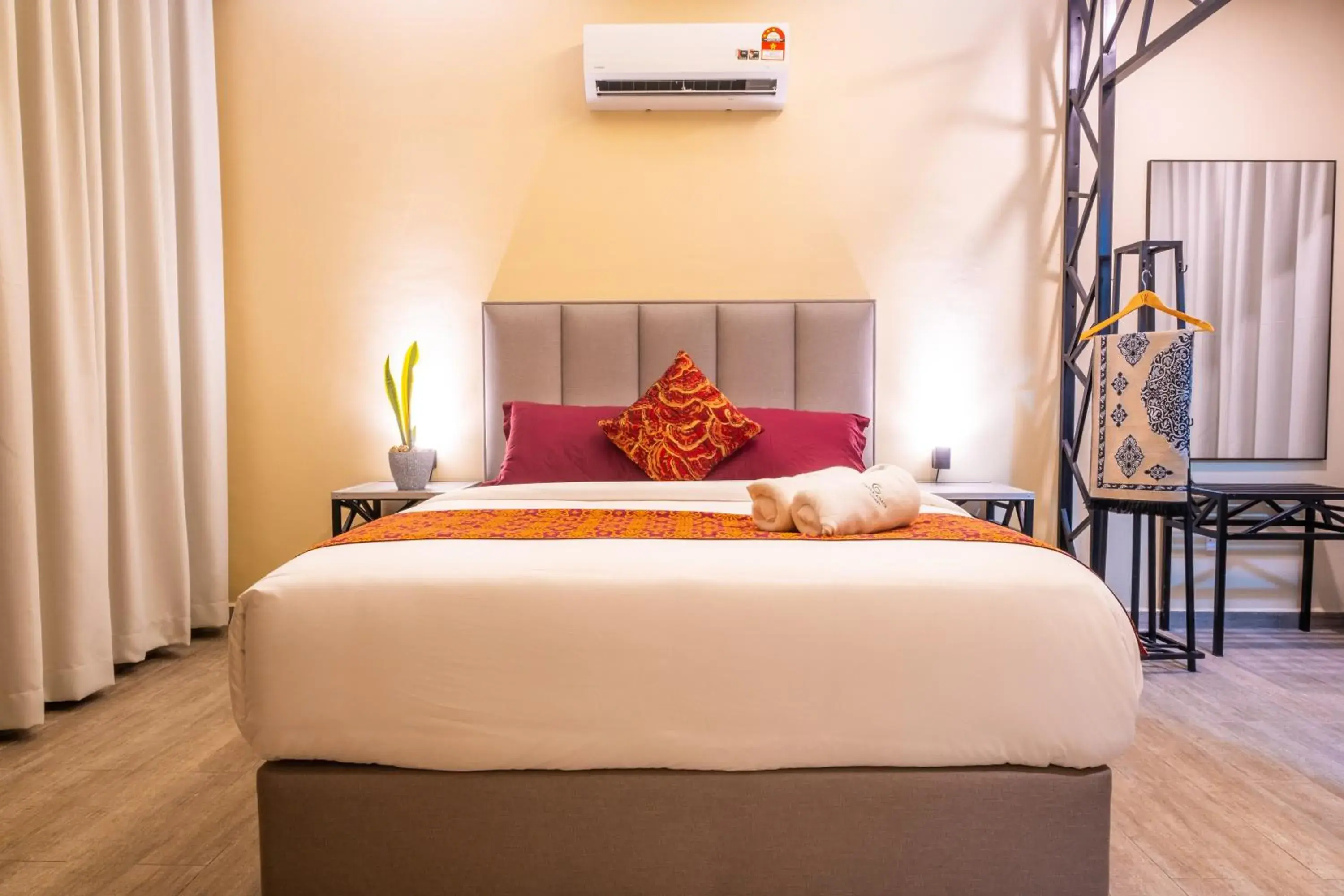 Bed in Cinta Abadi Resort