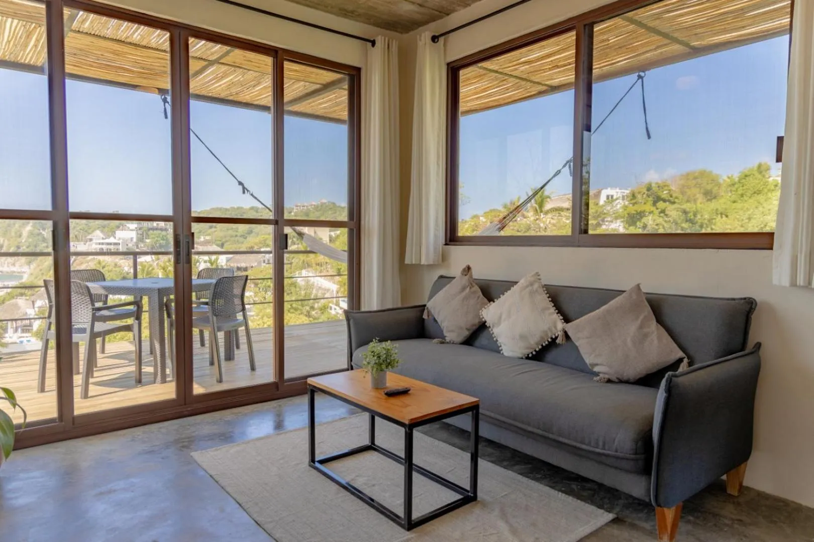 Day in Casa Mauna Boutique Hotel