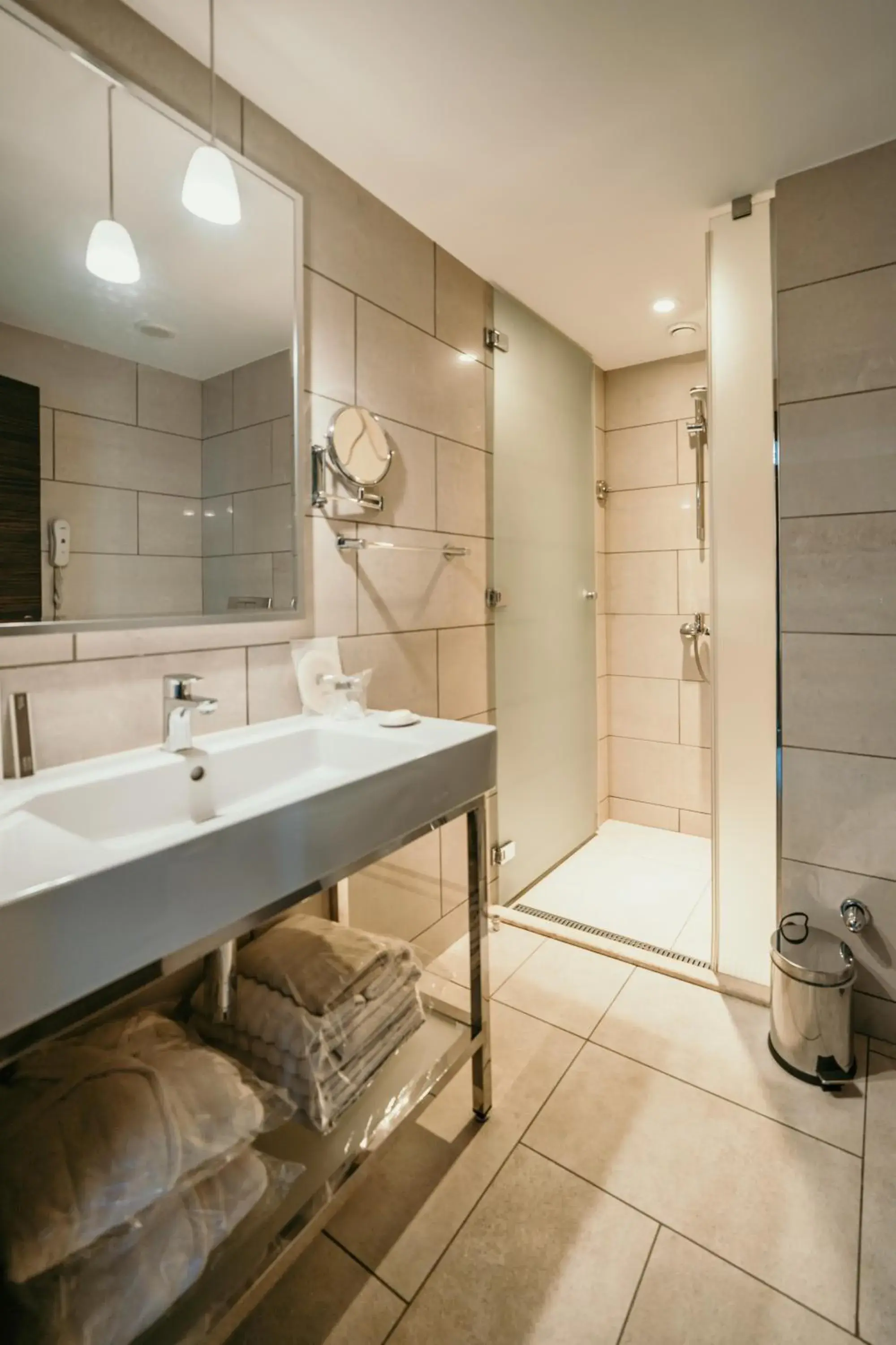 Bathroom in Arkin Palm Beach Hotel Bathroom in Arkin Palm Beach Hotel