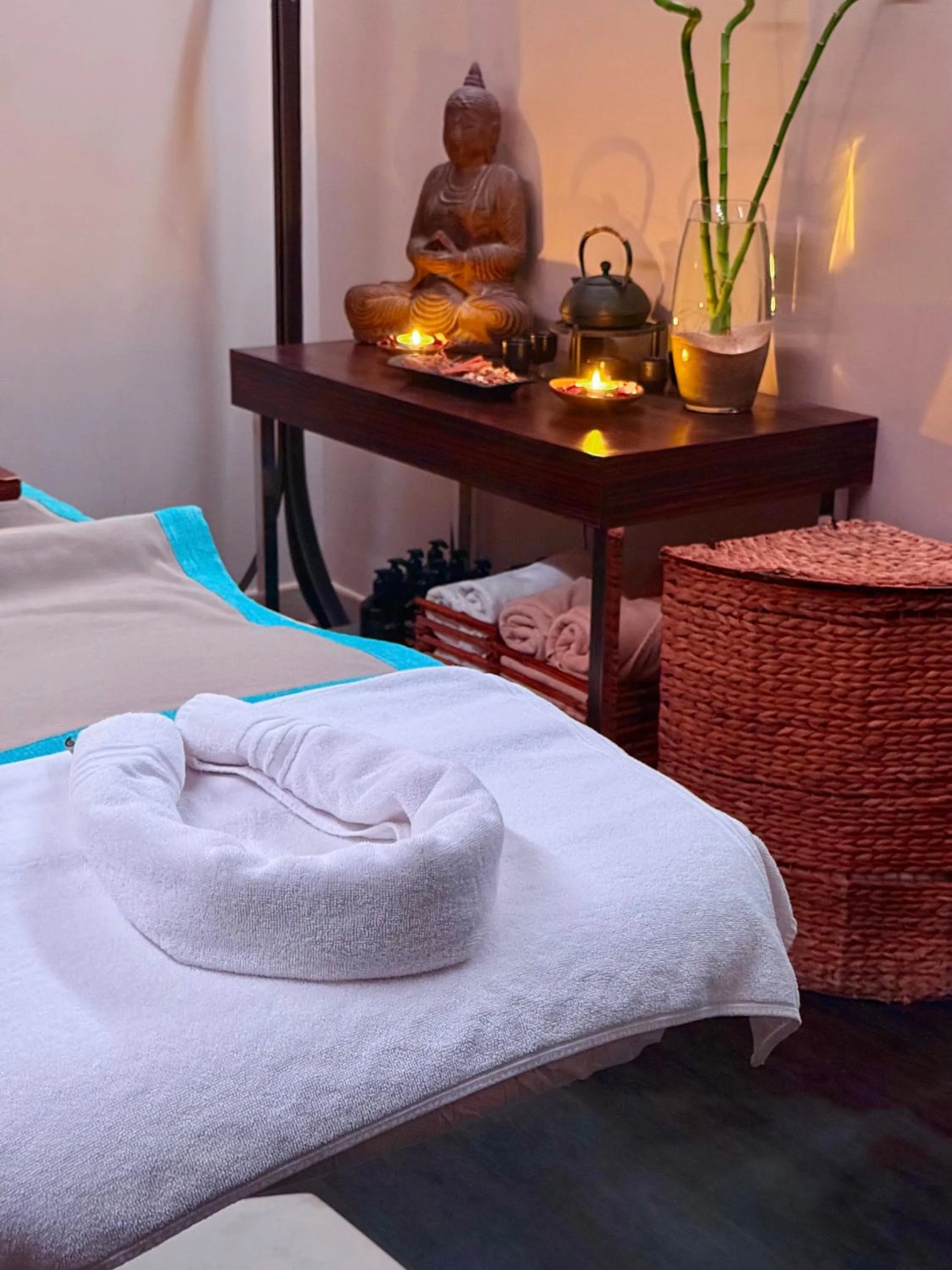 Massage, Bed in Arkin Palm Beach Hotel