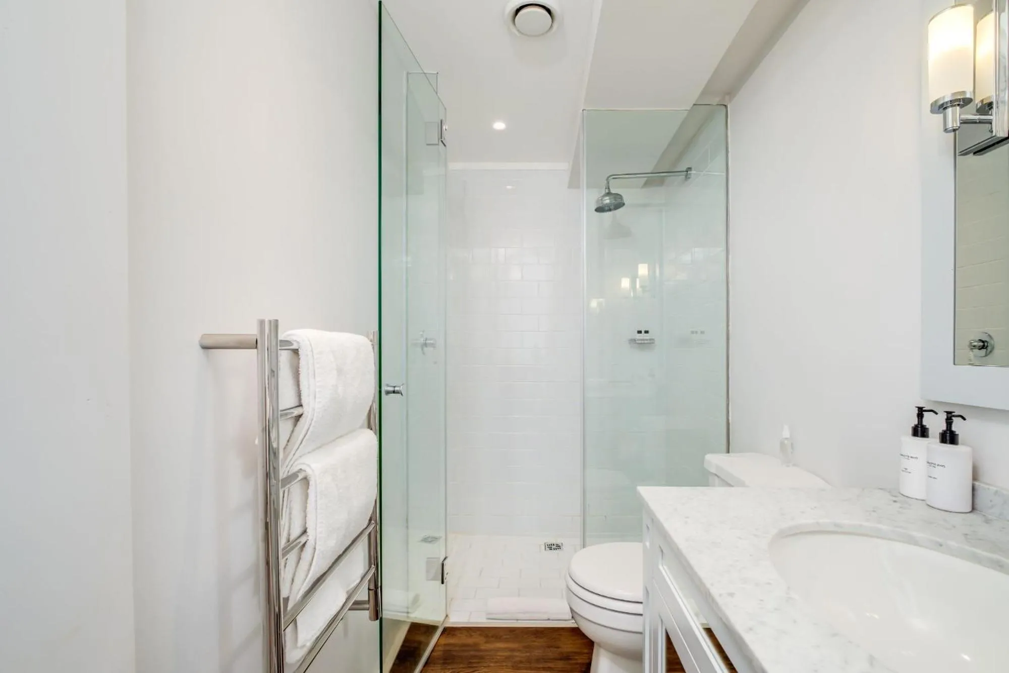 Shower in Caliche