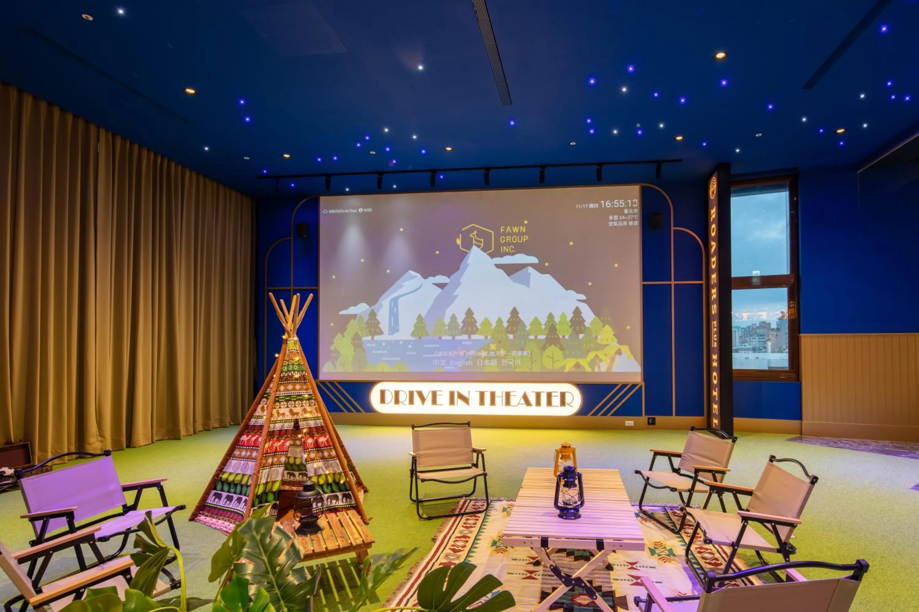 On site in Roaders Plus Hotel - Taipei Station