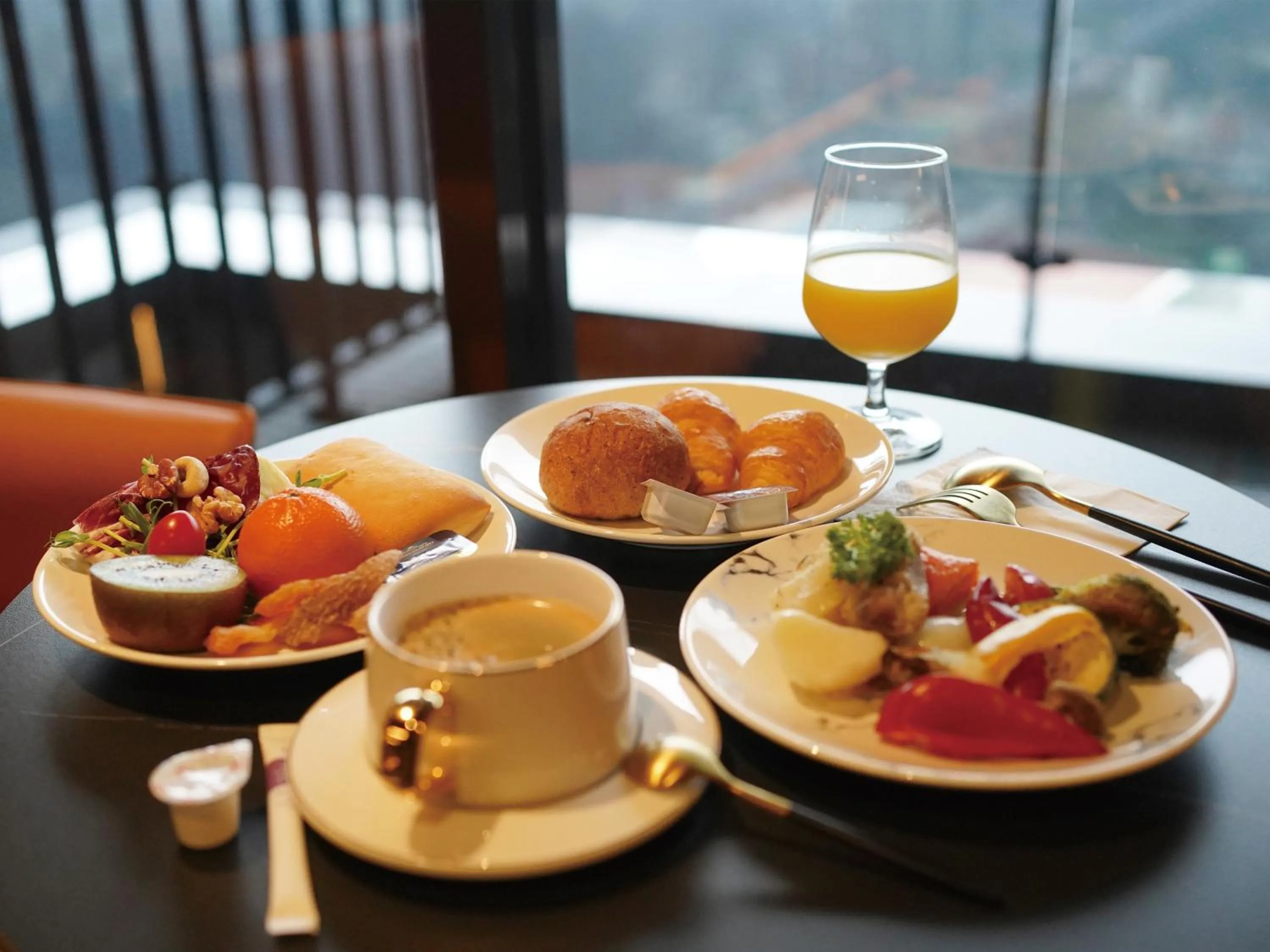 Breakfast in Roaders Plus Hotel - Taipei Station