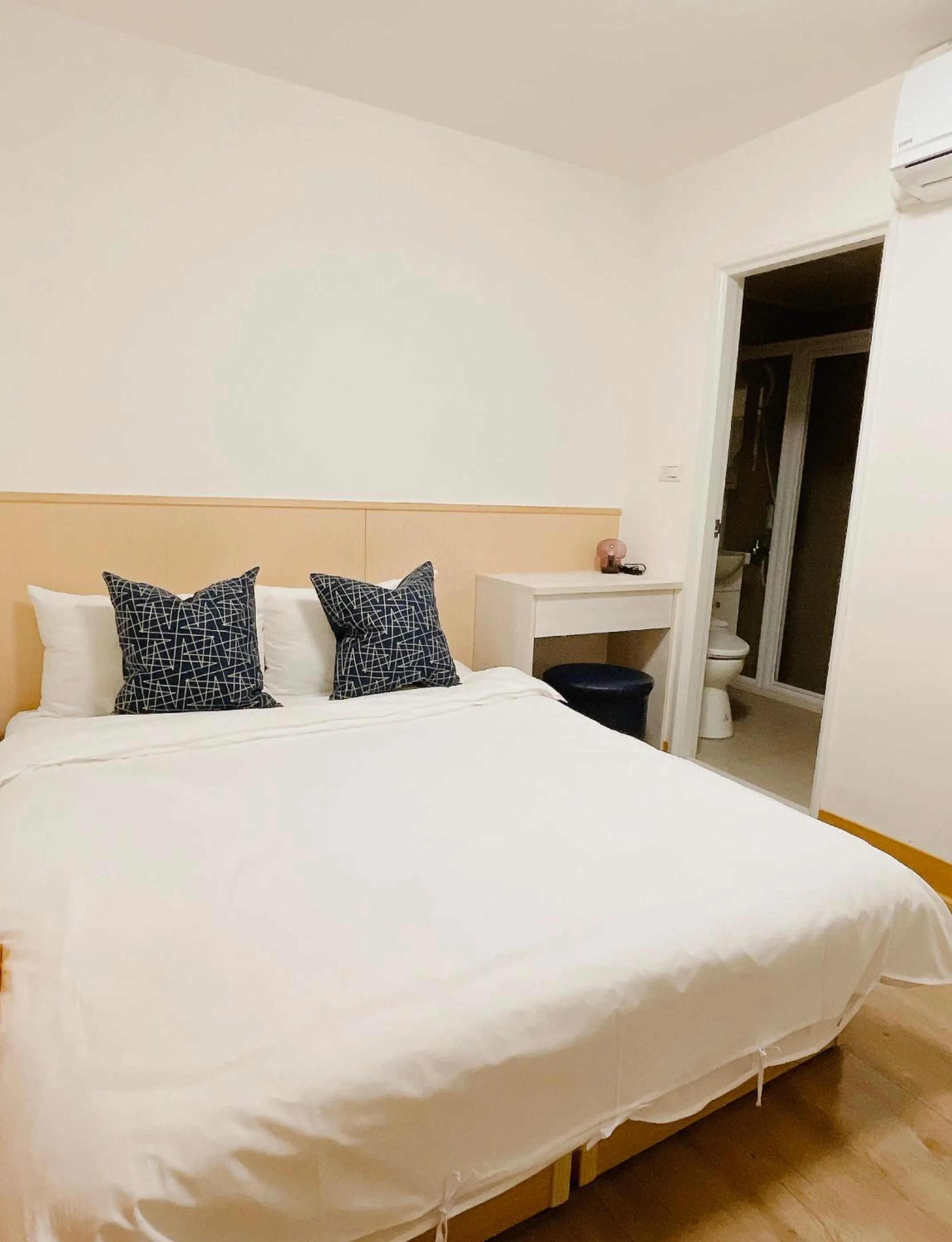 Bed in Hotel Huru House