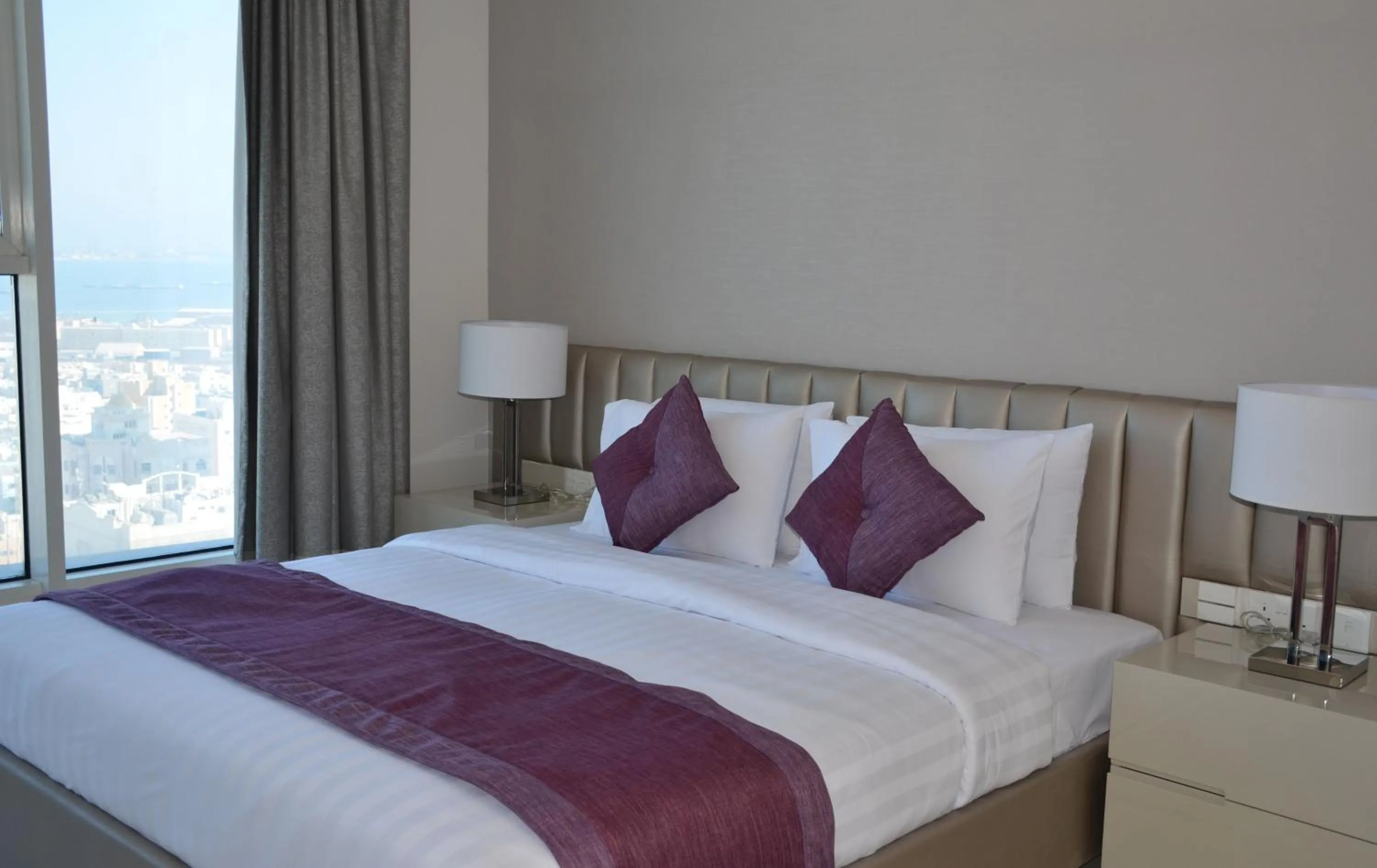 Bed in The Lodge Suites