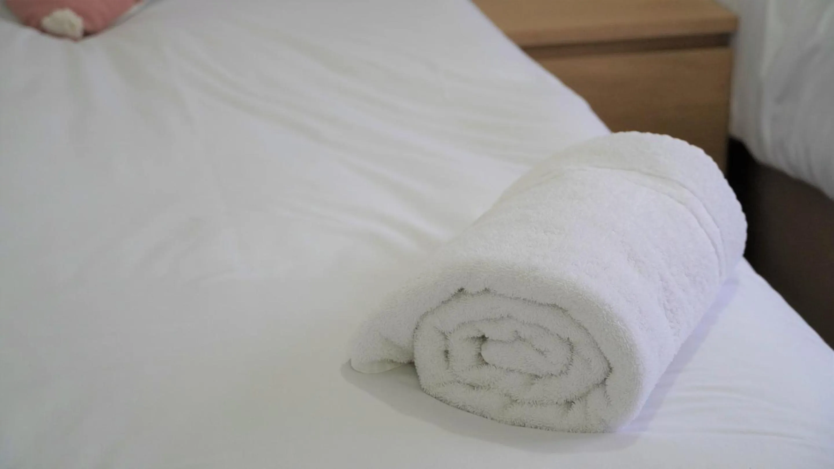 Bedroom, Bed in Cowper Townhouse