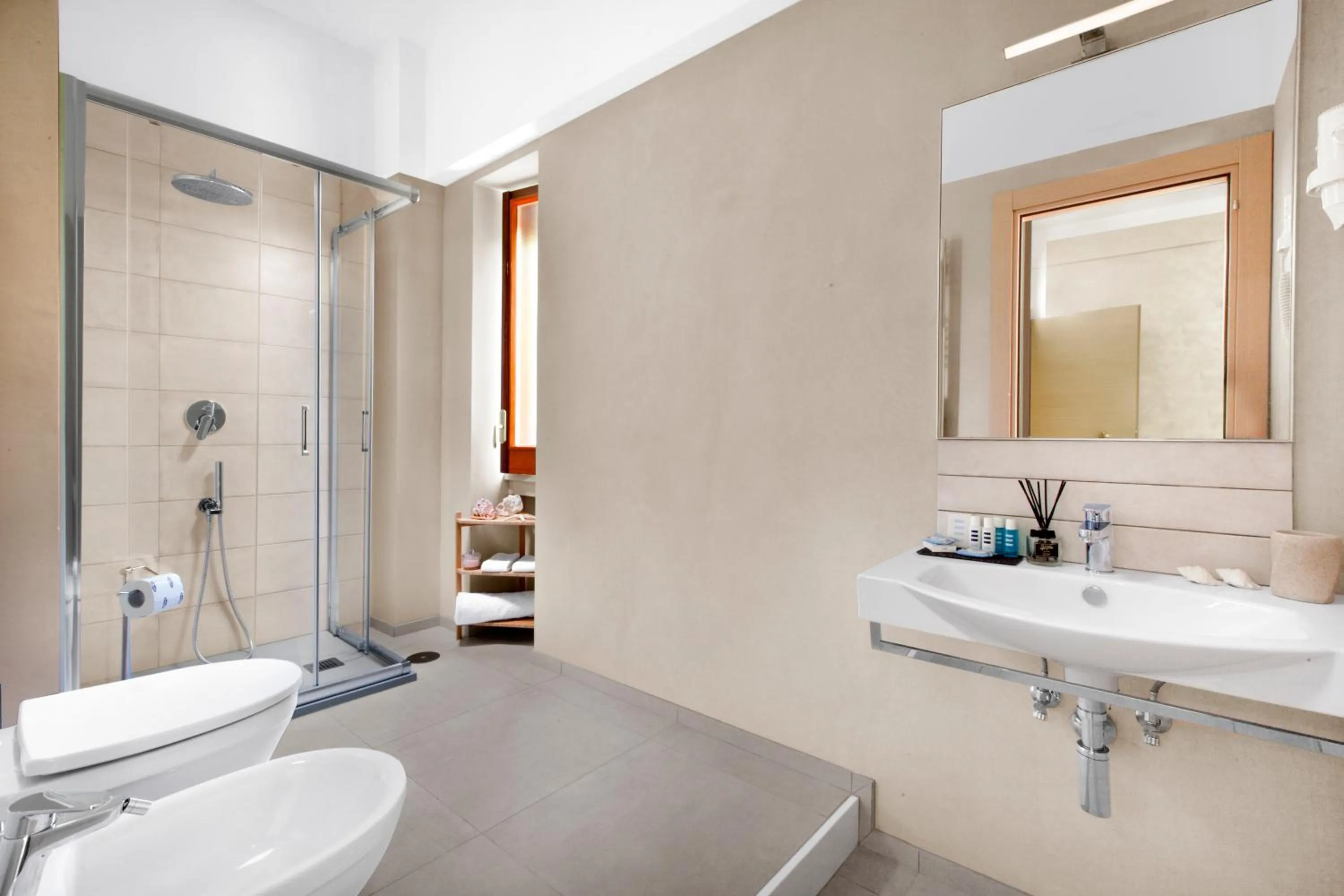 Bathroom in Torna a Surriento Suites
