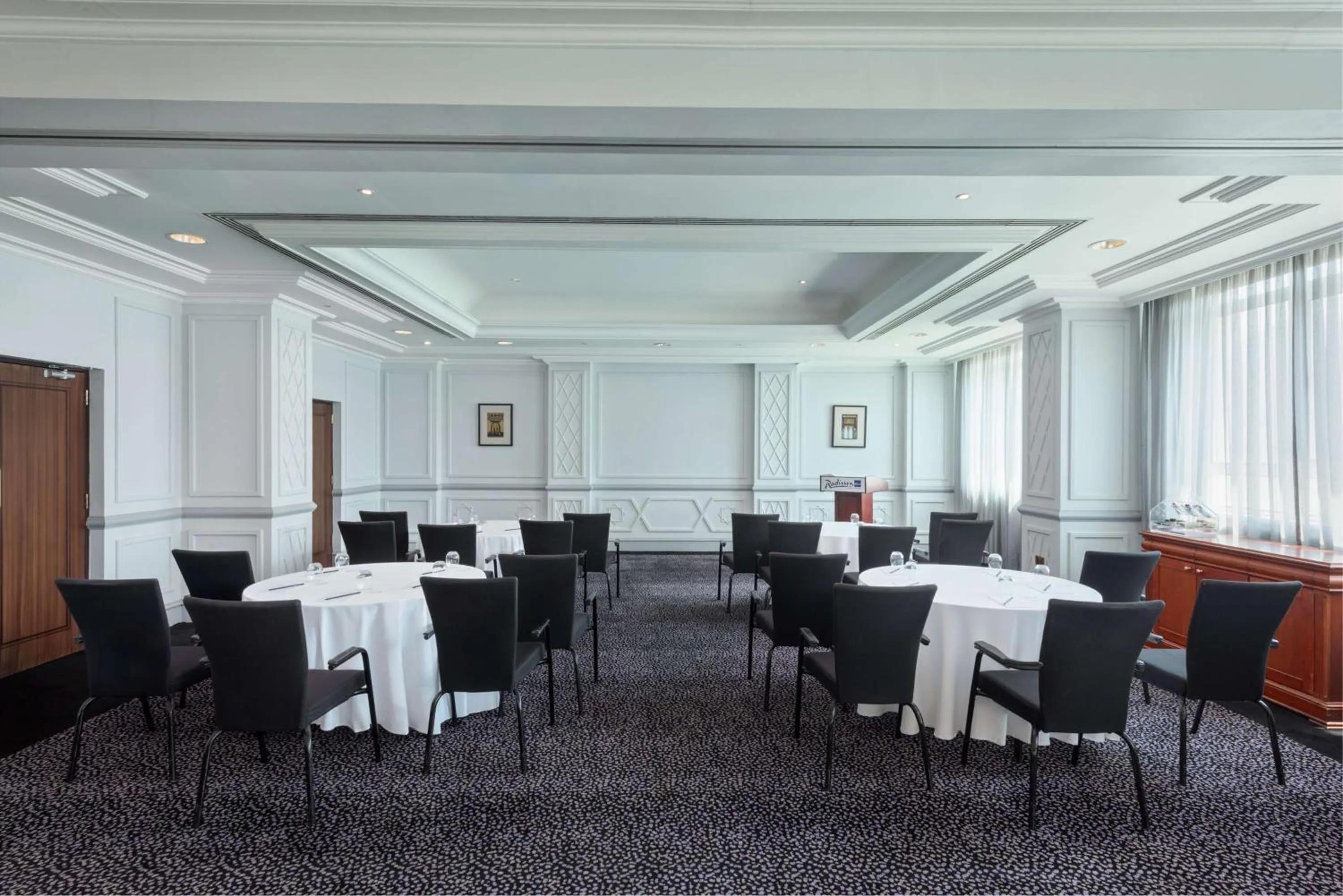 Meeting/conference room in Radisson Blu Hotel, Muscat