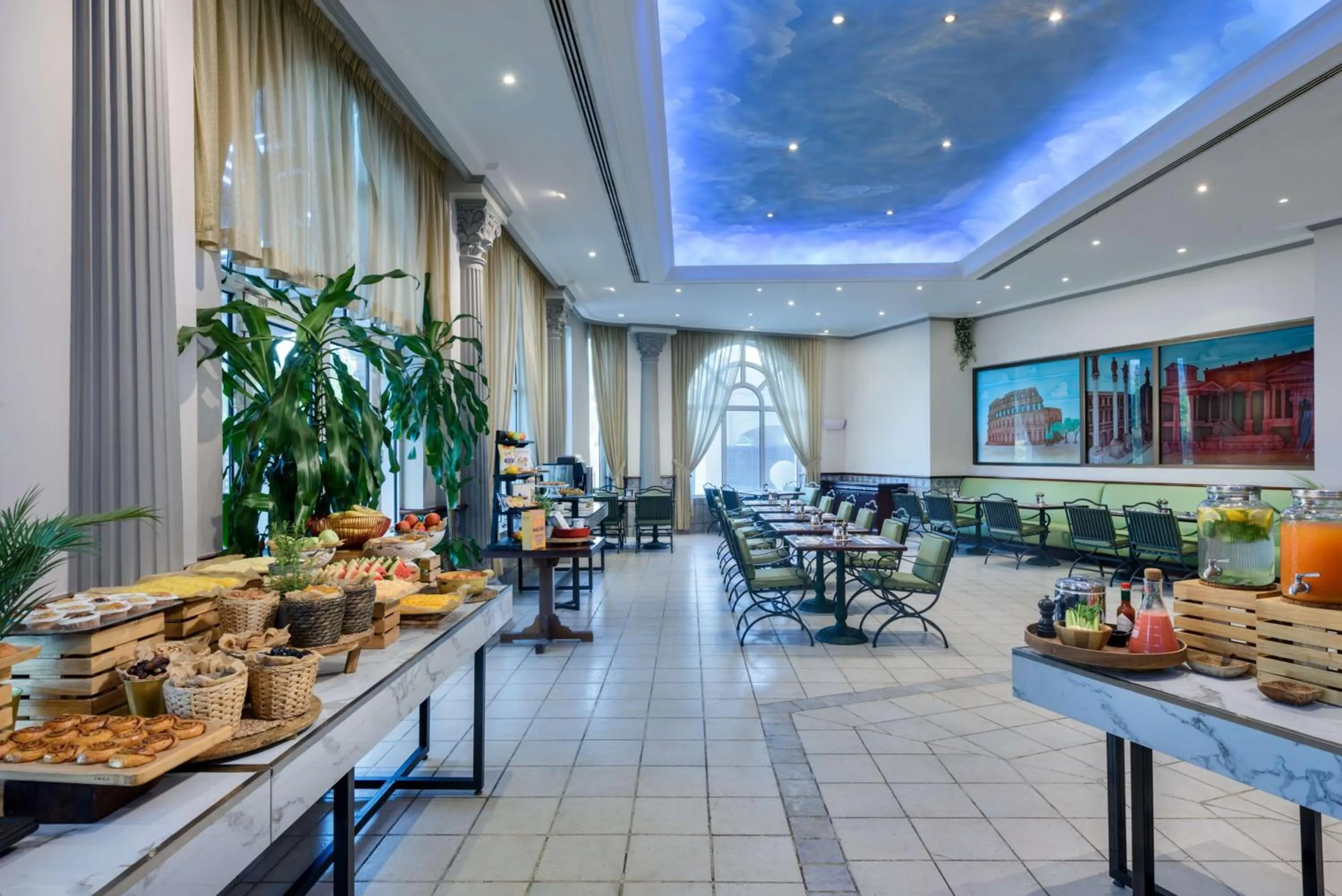 Restaurant/places to eat in Radisson Blu Hotel, Muscat