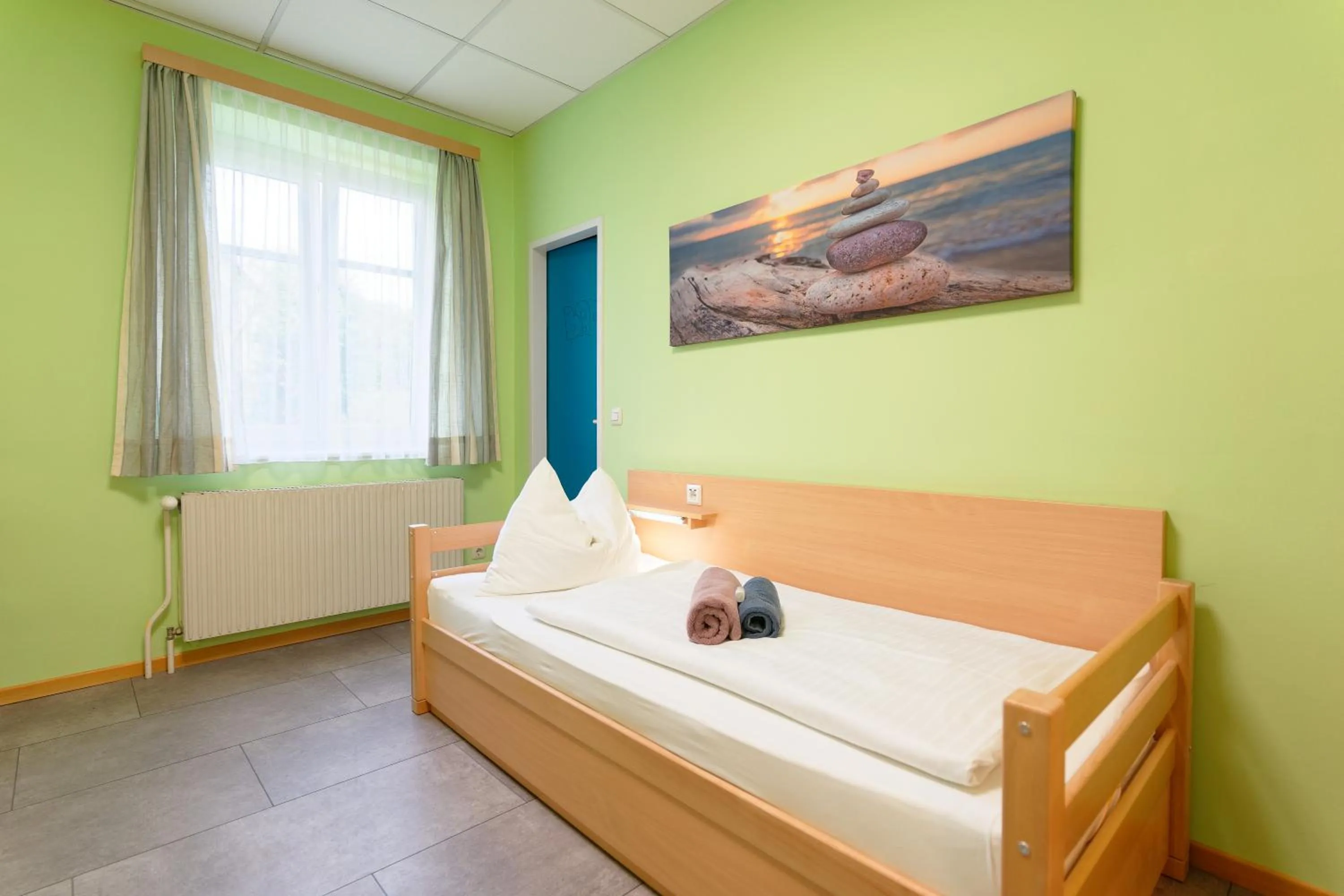 Bed in Radfahrerherberge Krems