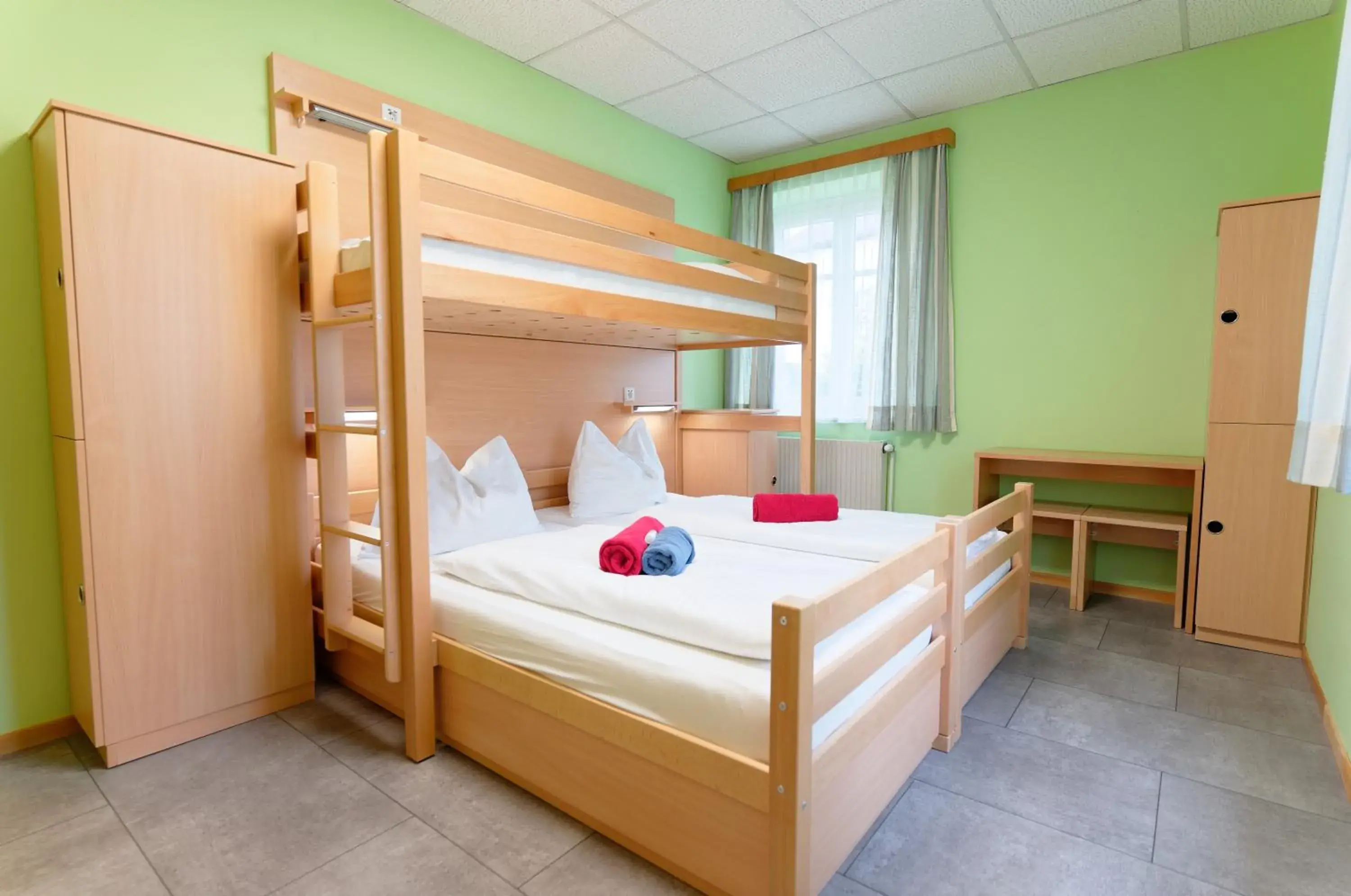 Budget Twin Room in Radfahrerherberge Krems Budget Twin Room in Radfahrerherberge Krems