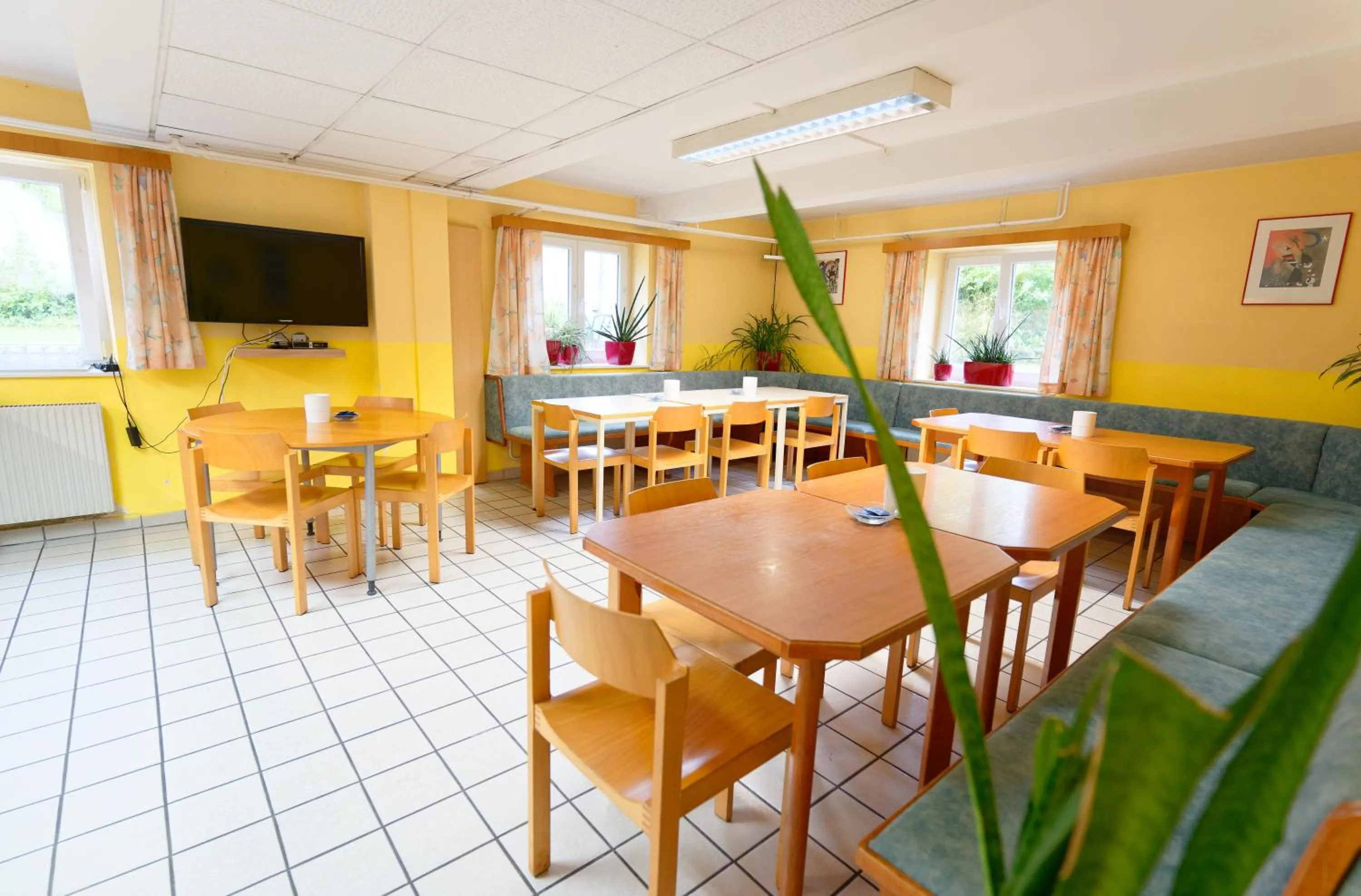 Dining area in Radfahrerherberge Krems