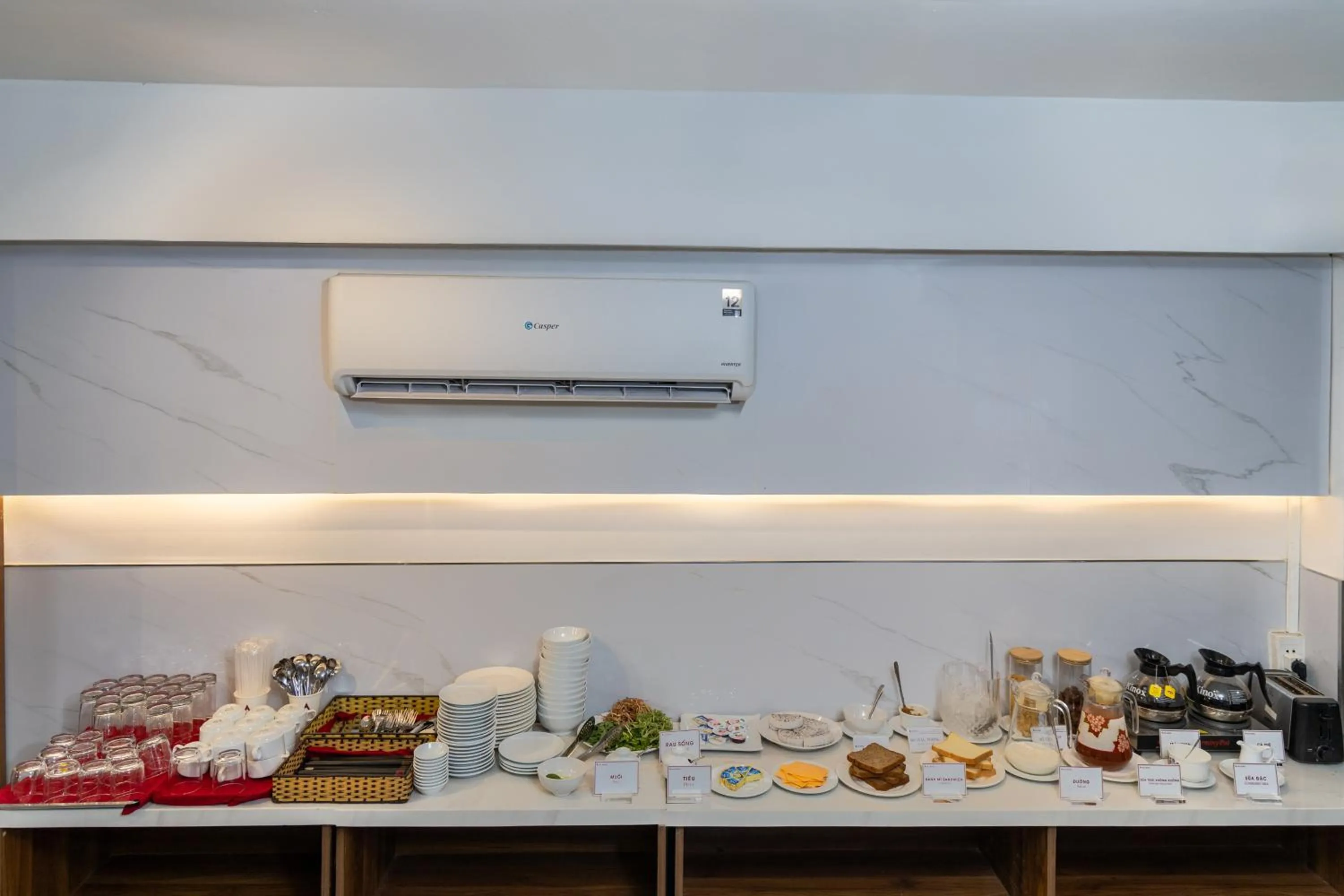 Restaurant/places to eat in A25 Hotel - 14 Phó Đức Chính