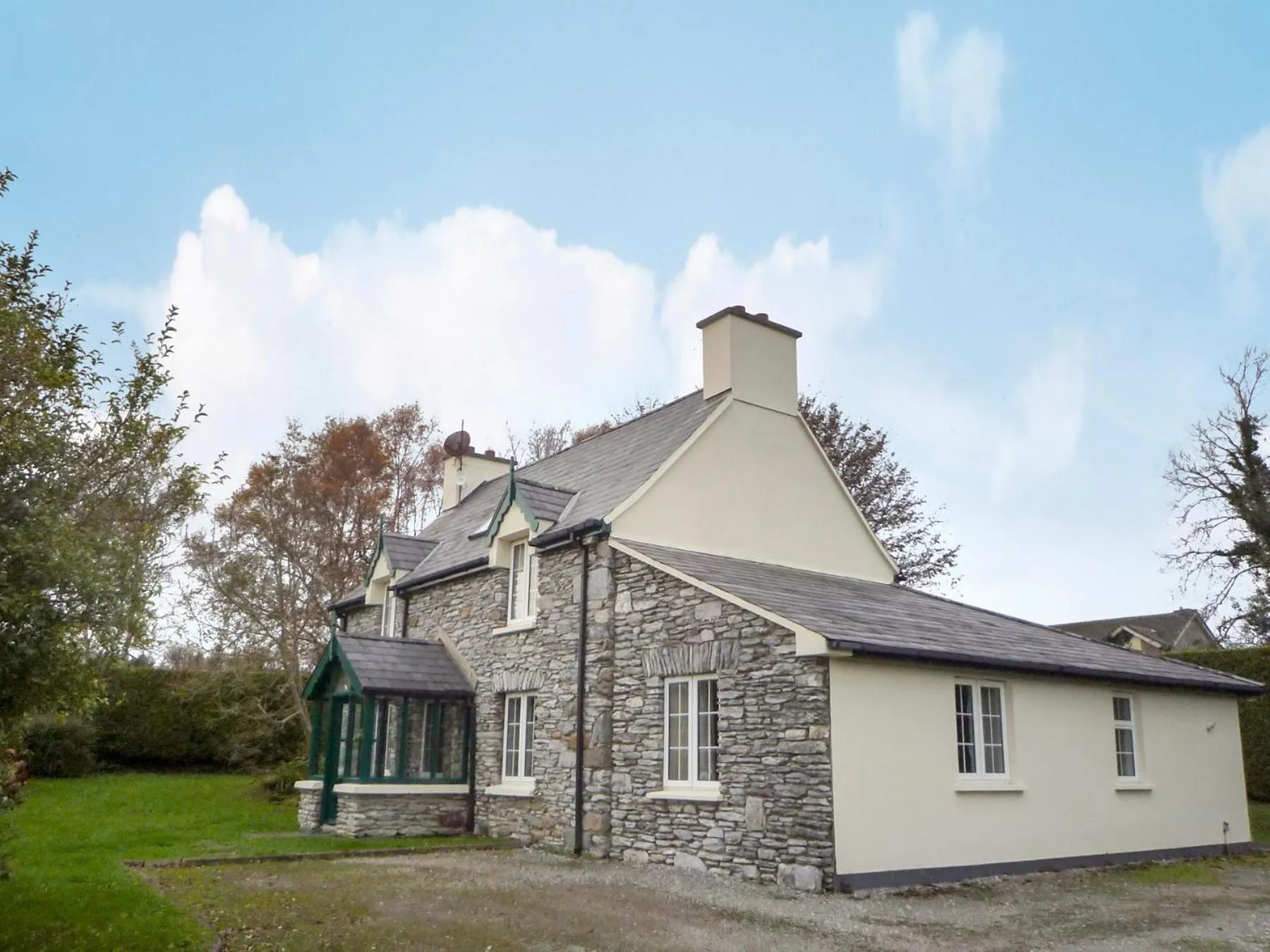 Off site in Stone Cottage Kenmare by Trident Holiday Homes