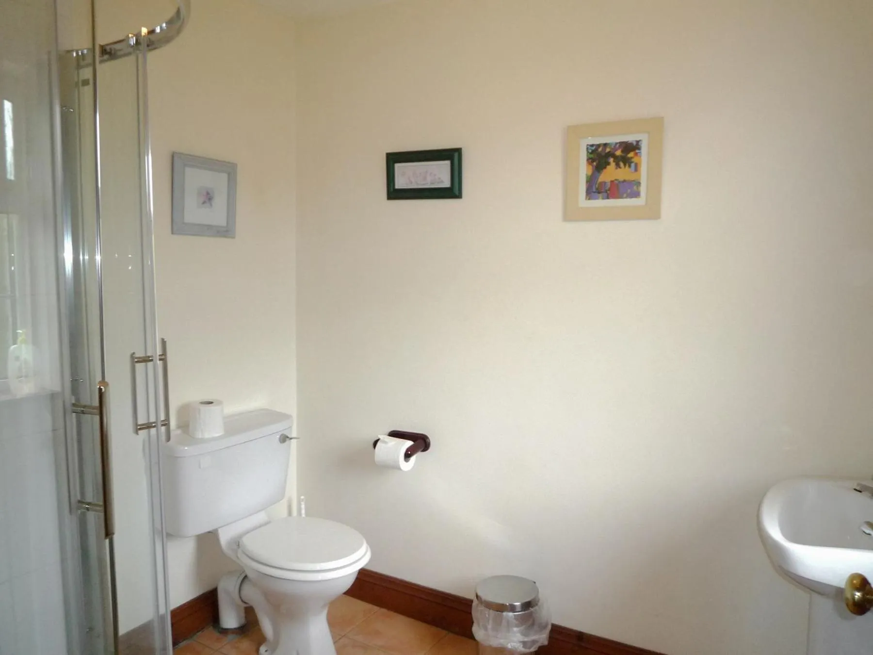 Bathroom in Stone Cottage Kenmare by Trident Holiday Homes