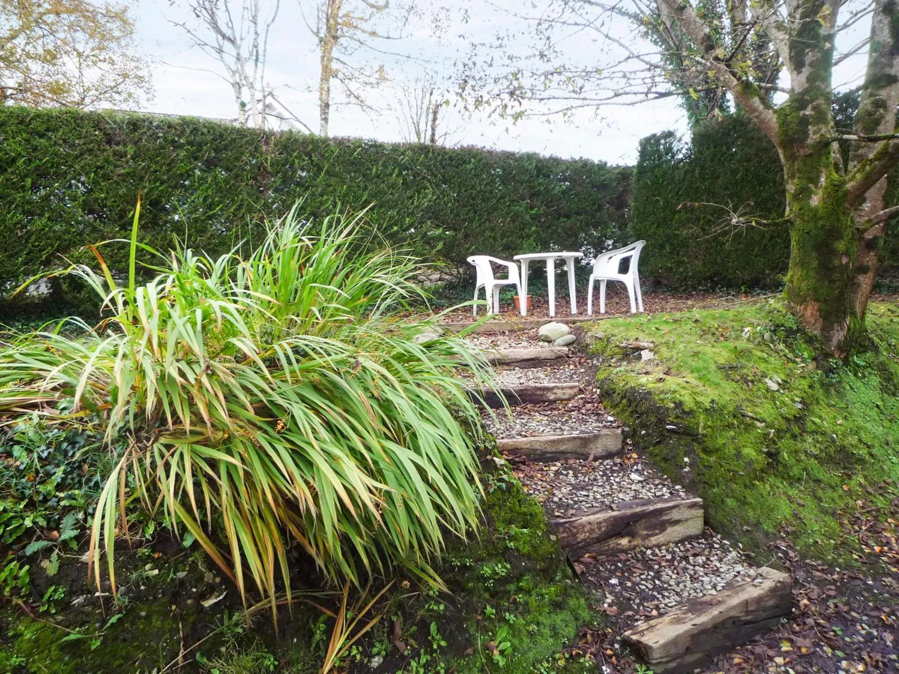 Garden in Stone Cottage Kenmare by Trident Holiday Homes