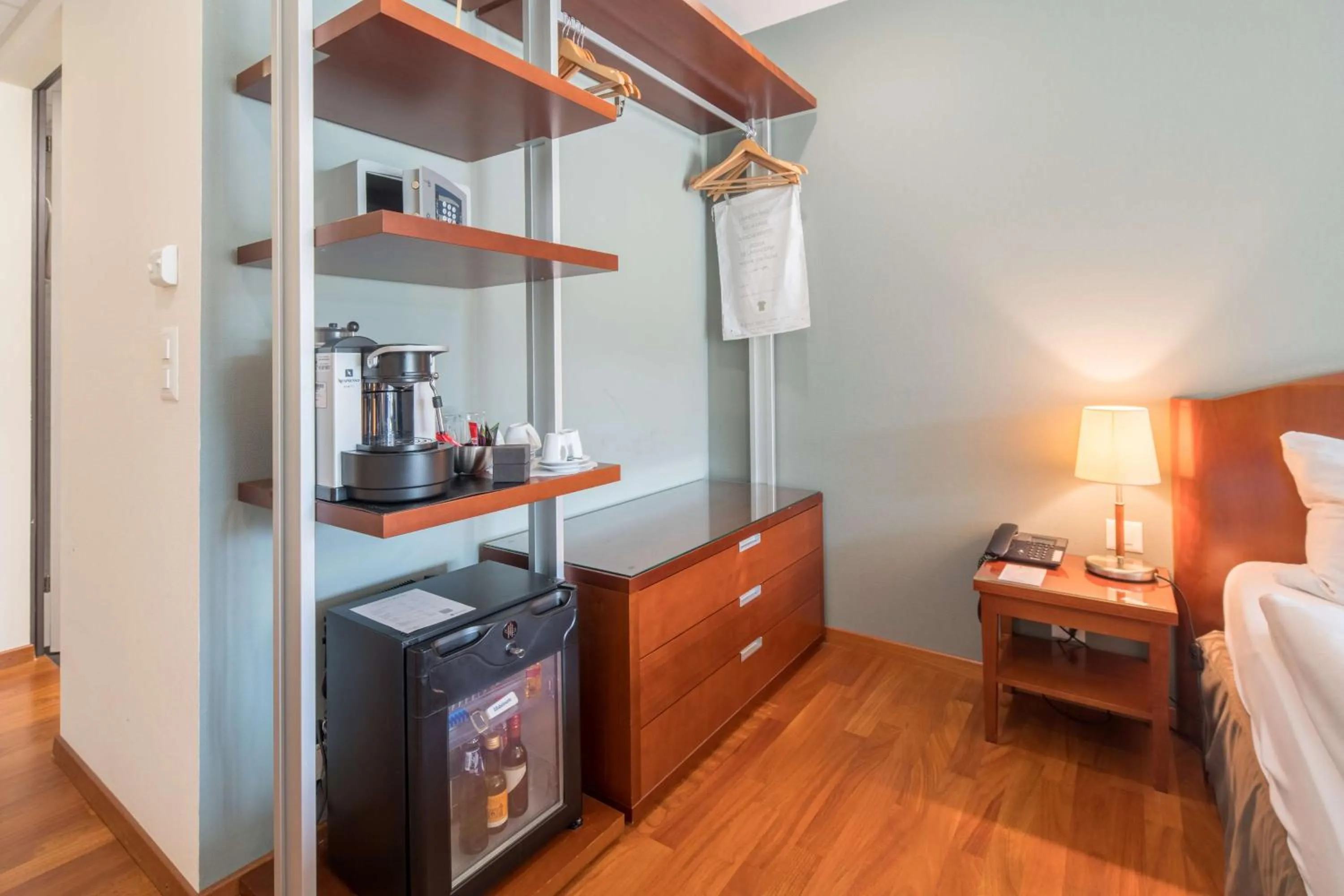 Photo of the whole room, Bed in Hôtel Rallye & Entrées aux Bains de la Gruyère