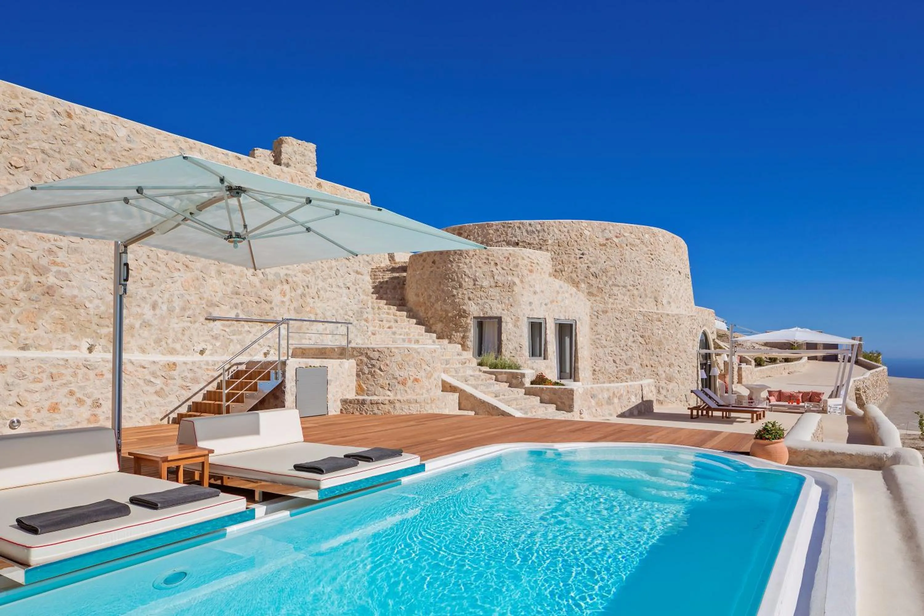 Elite Santorini Villa 5 Bedroom Villa Private Pool & Beautiful Sea Views