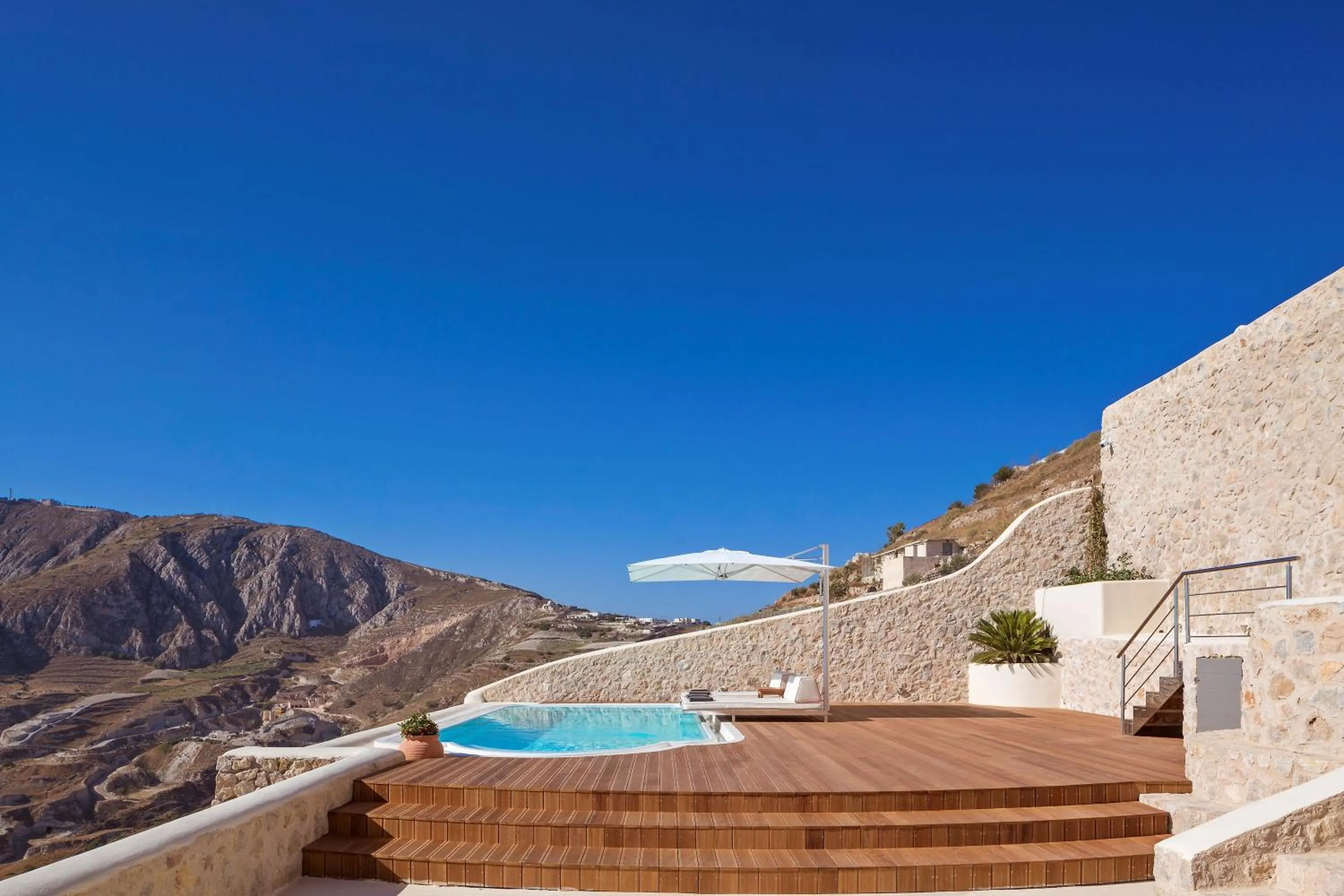 Elite Santorini Villa 5 Bedroom Villa Private Pool & Beautiful Sea Views