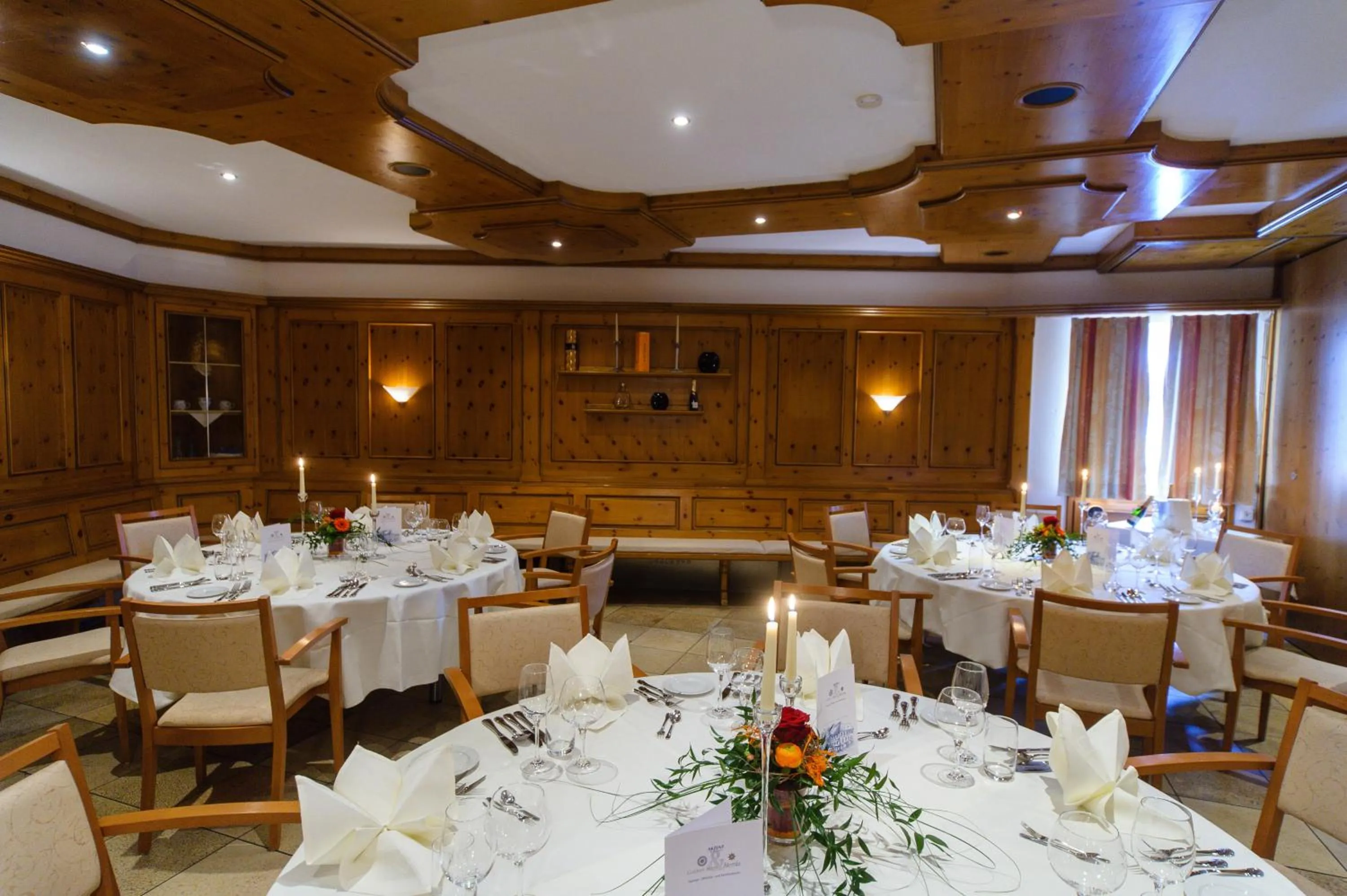 Restaurant/places to eat in Akzent Hotel Goldner Stern